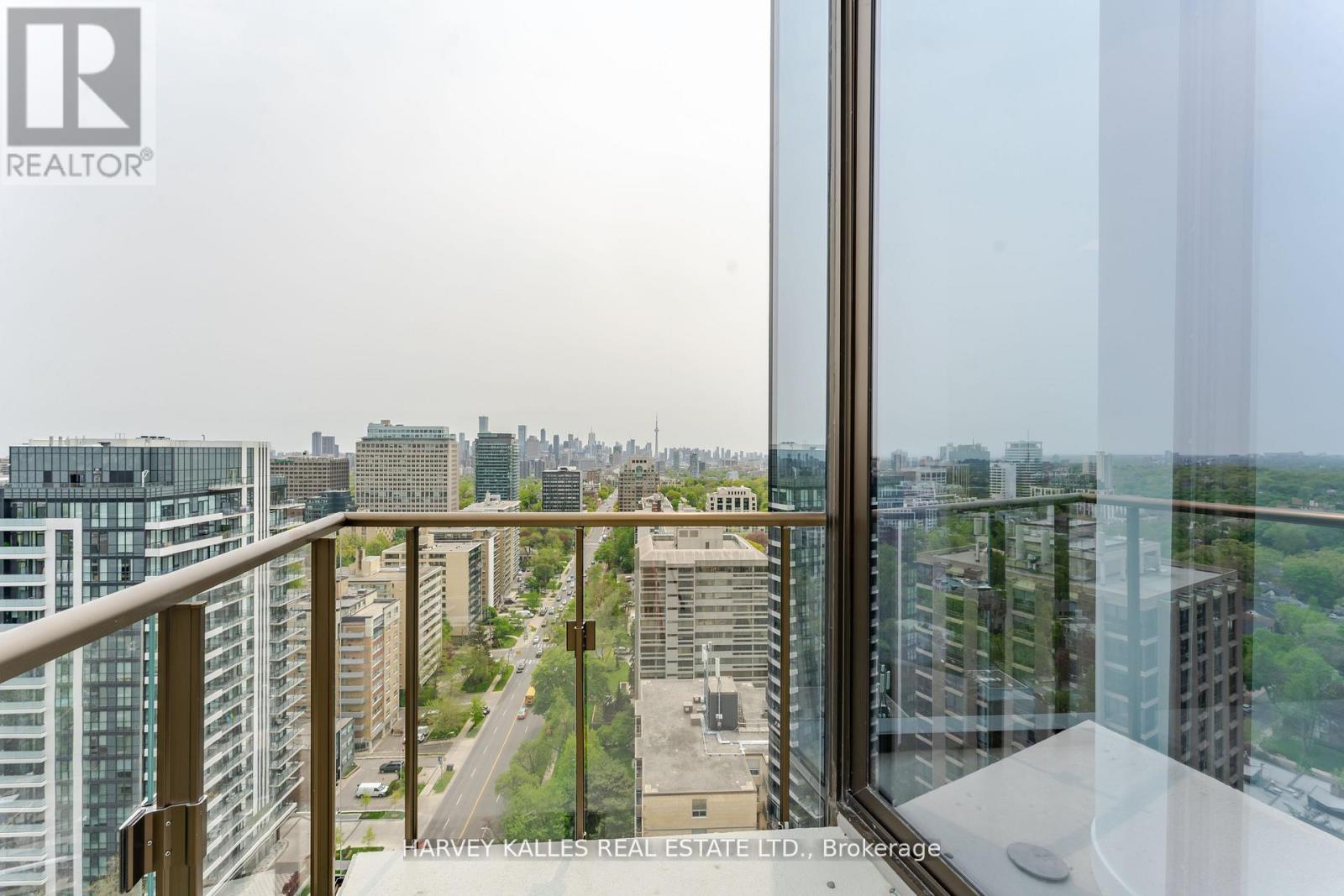2002 - 215 Lonsdale Road, Toronto, Ontario M4V 1W7 - Photo 18 - C13594476