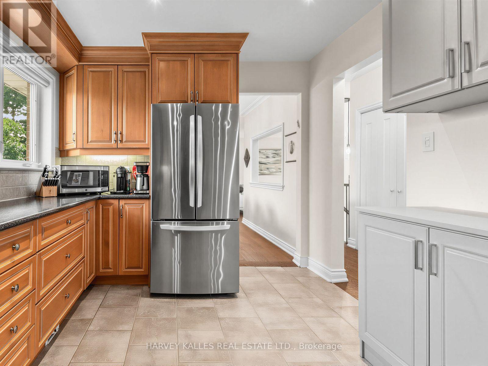 237 Searle Avenue, Toronto, Ontario  M3H 4B8 - Photo 26 - C13594752