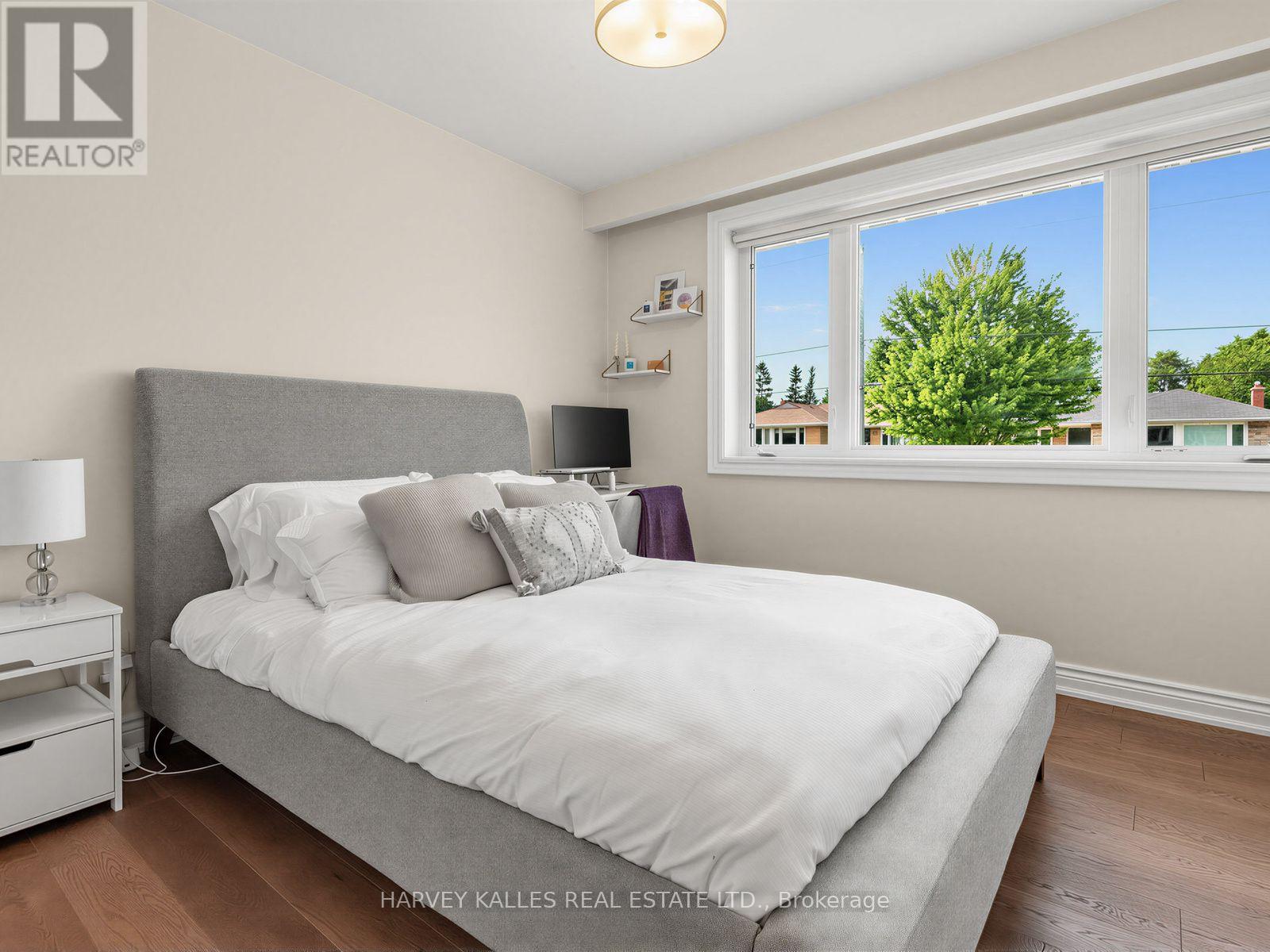 237 Searle Avenue, Toronto, Ontario  M3H 4B8 - Photo 31 - C13594752