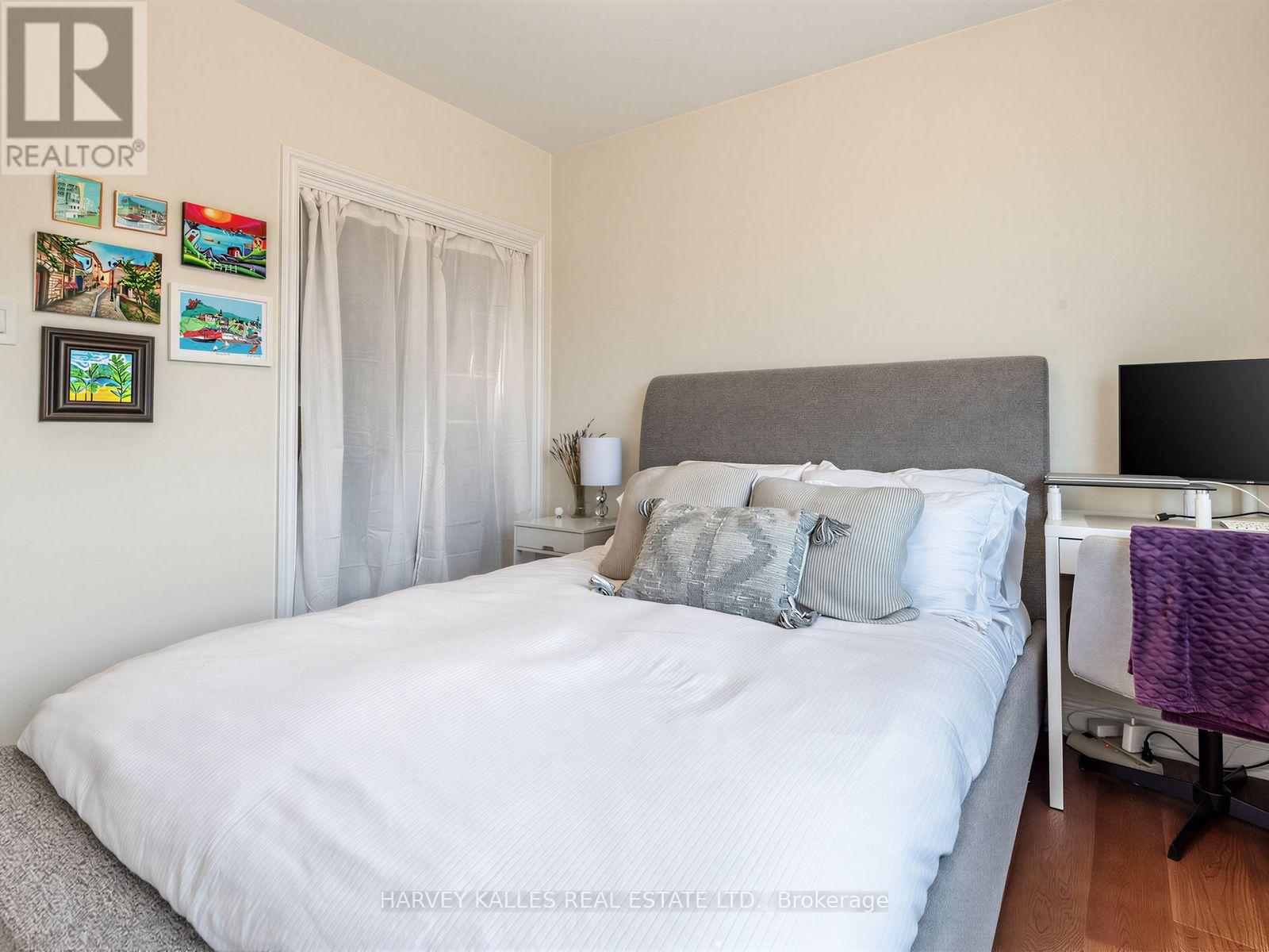 237 Searle Avenue, Toronto, Ontario  M3H 4B8 - Photo 32 - C13594752