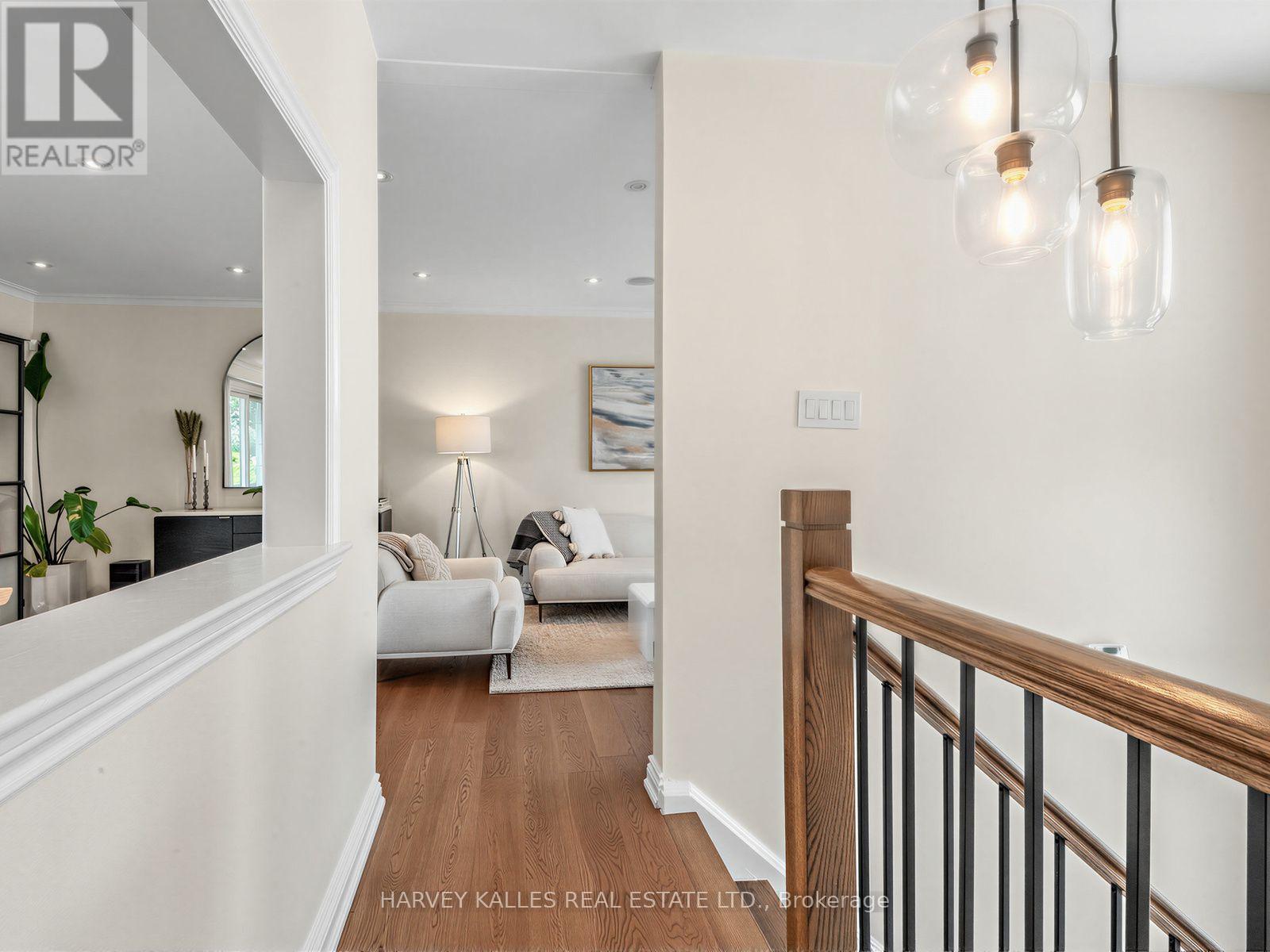 237 Searle Avenue, Toronto, Ontario  M3H 4B8 - Photo 7 - C13594752