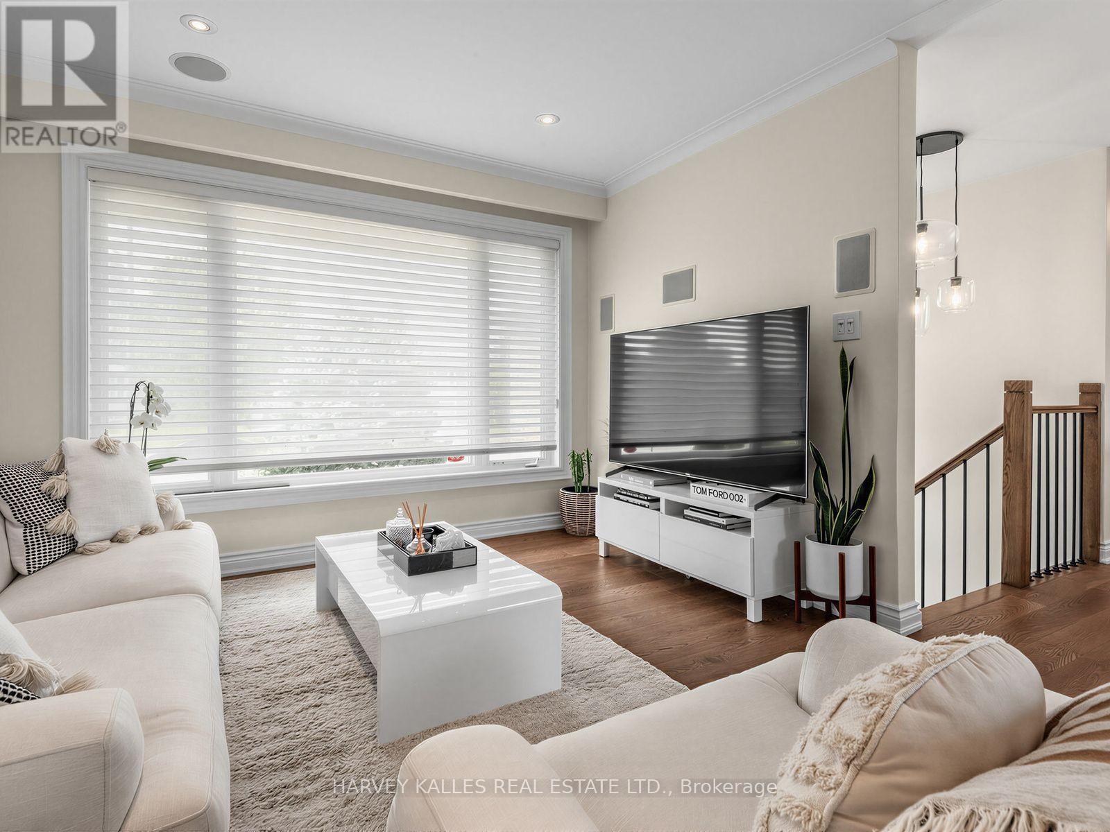 237 Searle Avenue, Toronto, Ontario  M3H 4B8 - Photo 9 - C13594752