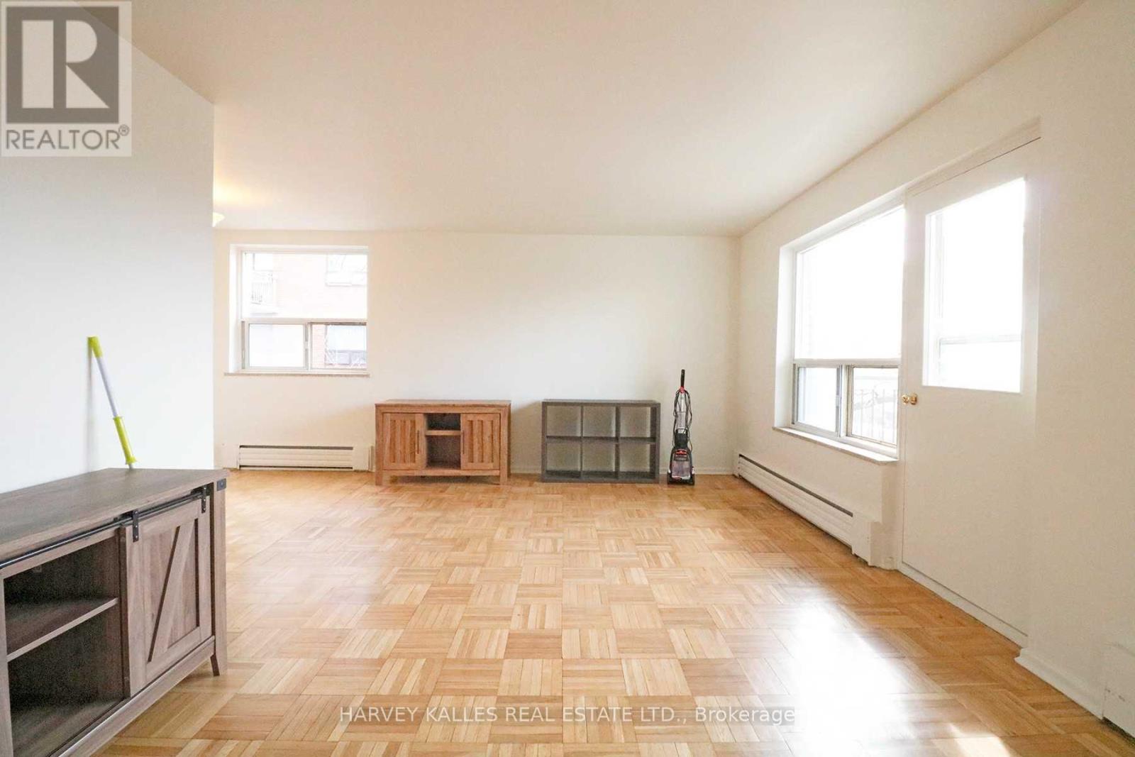 303 - 1751 Victoria Park Avenue, Toronto, Ontario  M1R 1S1 - Photo 5 - E13597606