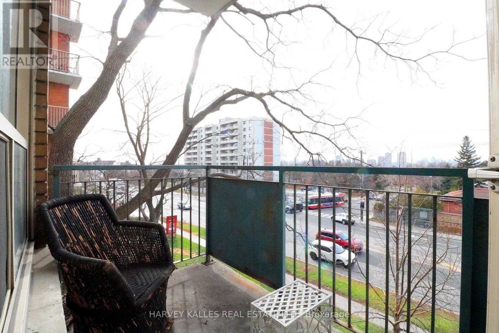 303 - 1751 Victoria Park Avenue, Toronto, Ontario  M1R 1S1 - Photo 7 - E13597606