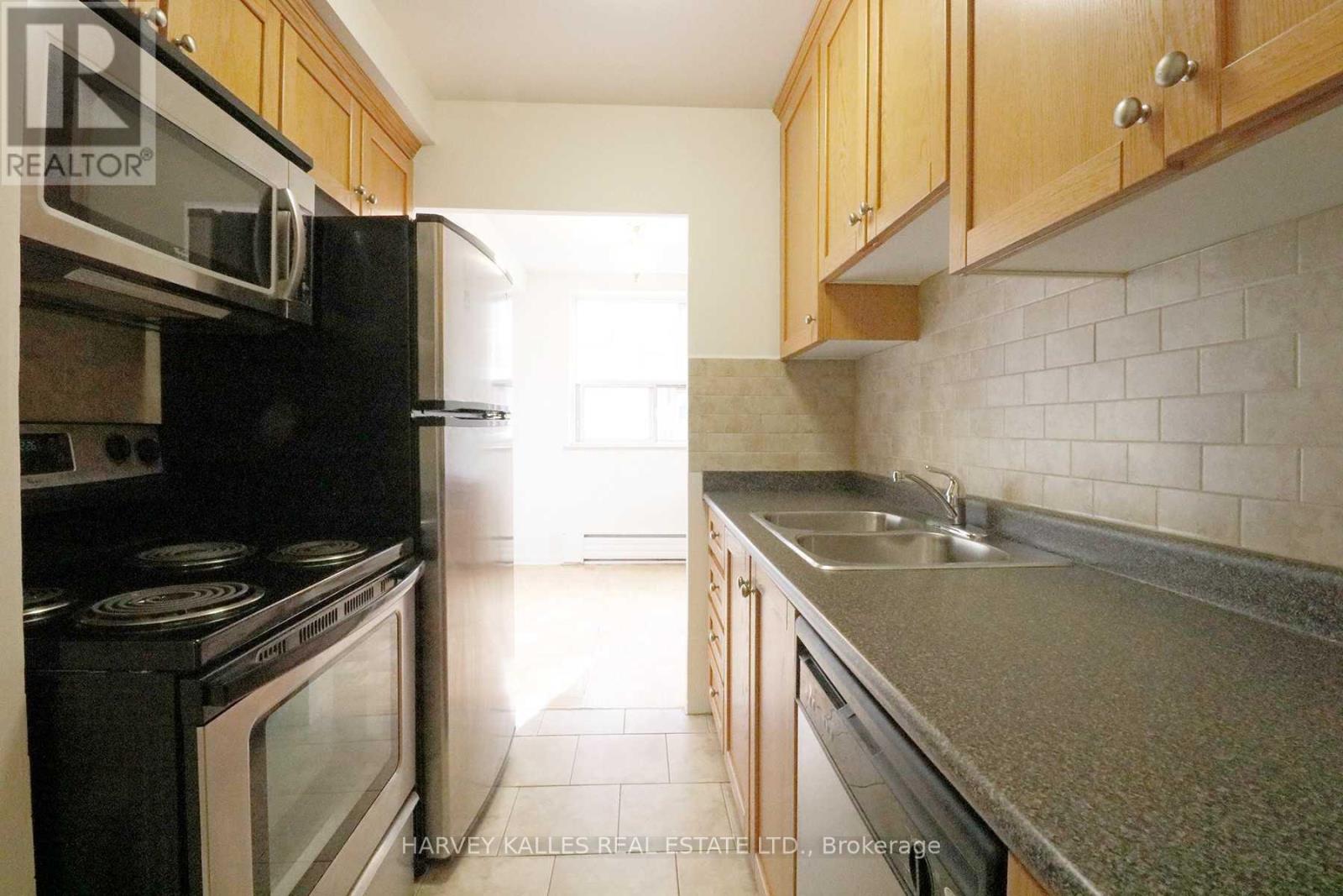 303 - 1751 Victoria Park Avenue, Toronto, Ontario  M1R 1S1 - Photo 9 - E13597606