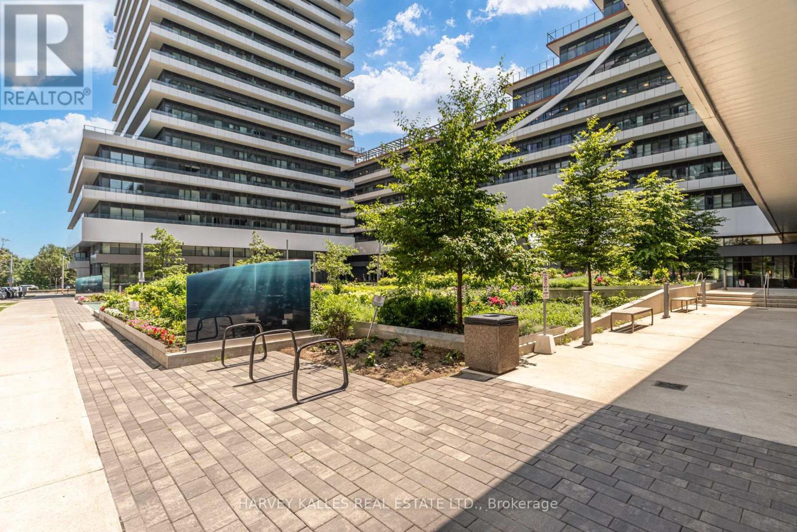 1822 - 30 Shore Breeze Drive, Toronto, Ontario M8V 0J1 - Photo 5 - W13598124
