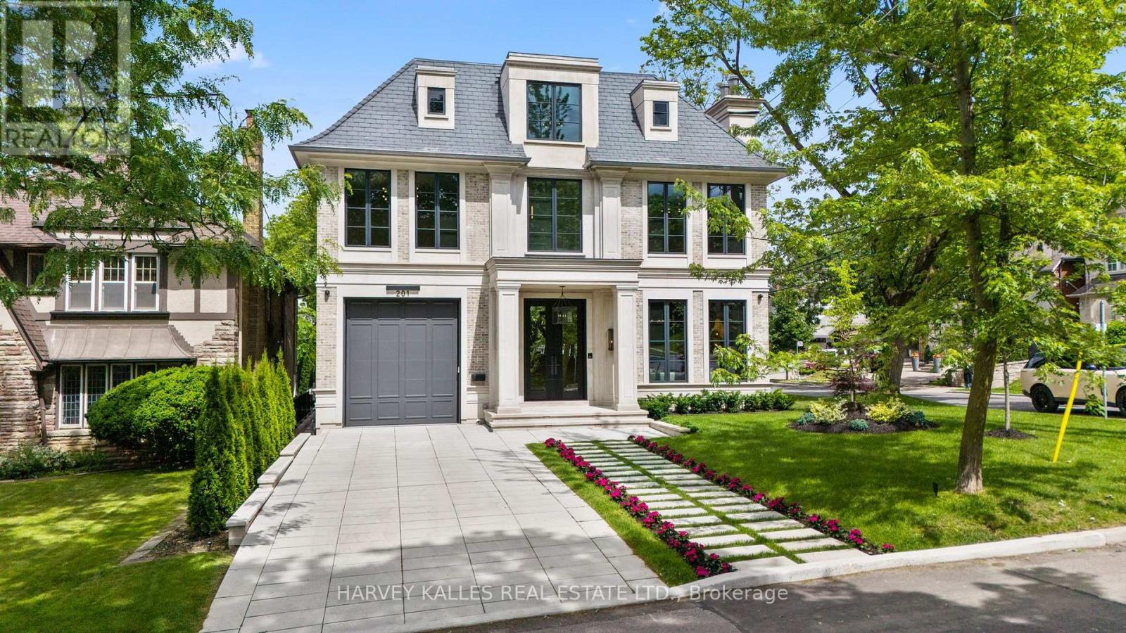 201 ROSEMARY ROAD, Toronto, Ontario