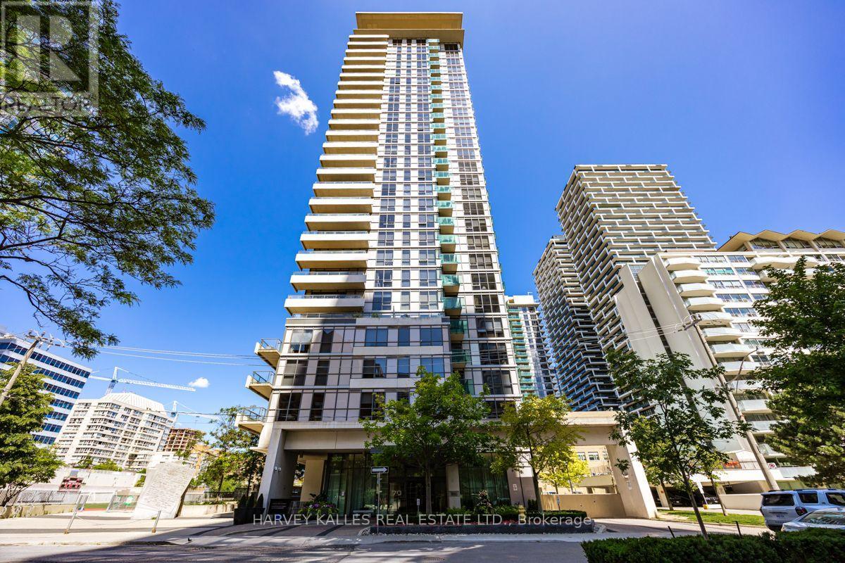 813 - 70 ROEHAMPTON AVENUE, Toronto, Ontario