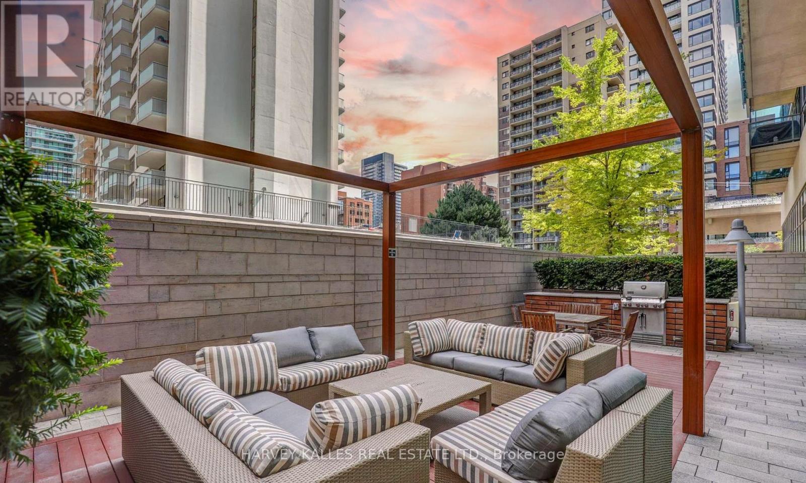 813 - 70 Roehampton Avenue, Toronto, Ontario M4P 1R2 - Photo 24 - C13600506