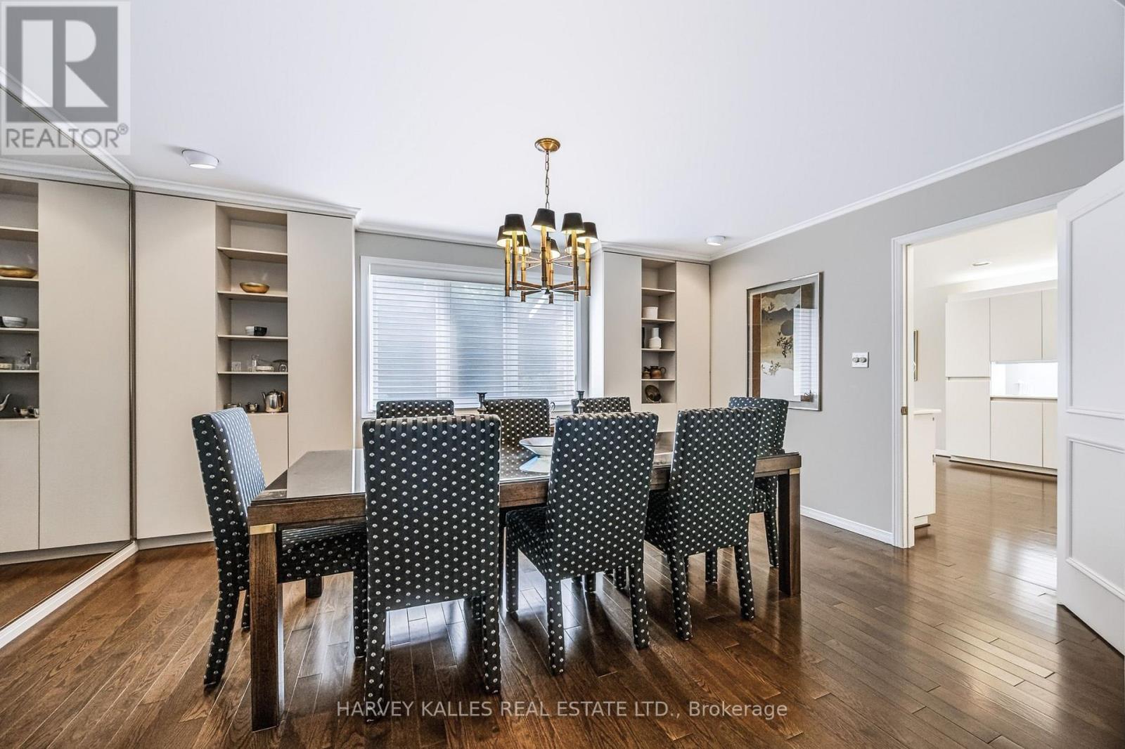 23 Pinnacle Road, Toronto, Ontario  M2L 2V6 - Photo 10 - C13601090
