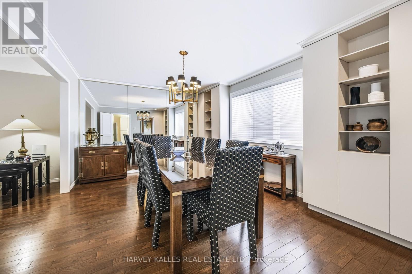 23 Pinnacle Road, Toronto, Ontario  M2L 2V6 - Photo 11 - C13601090