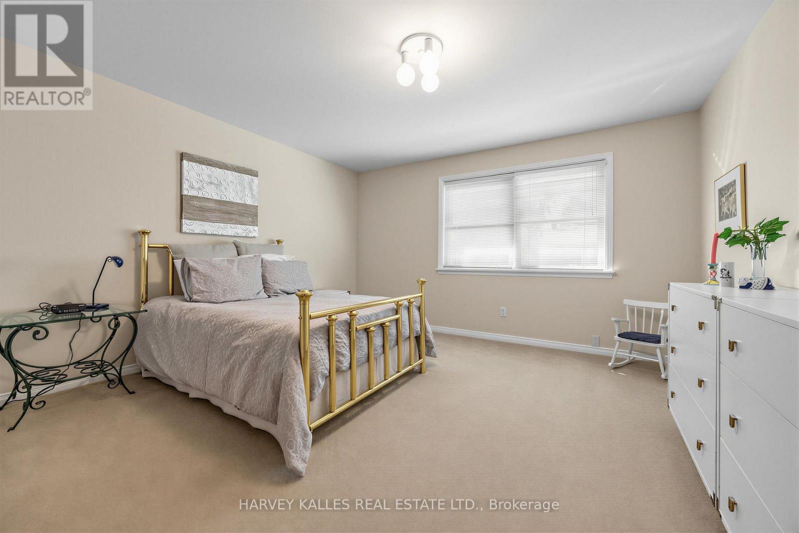 23 Pinnacle Road, Toronto, Ontario  M2L 2V6 - Photo 30 - C13601090