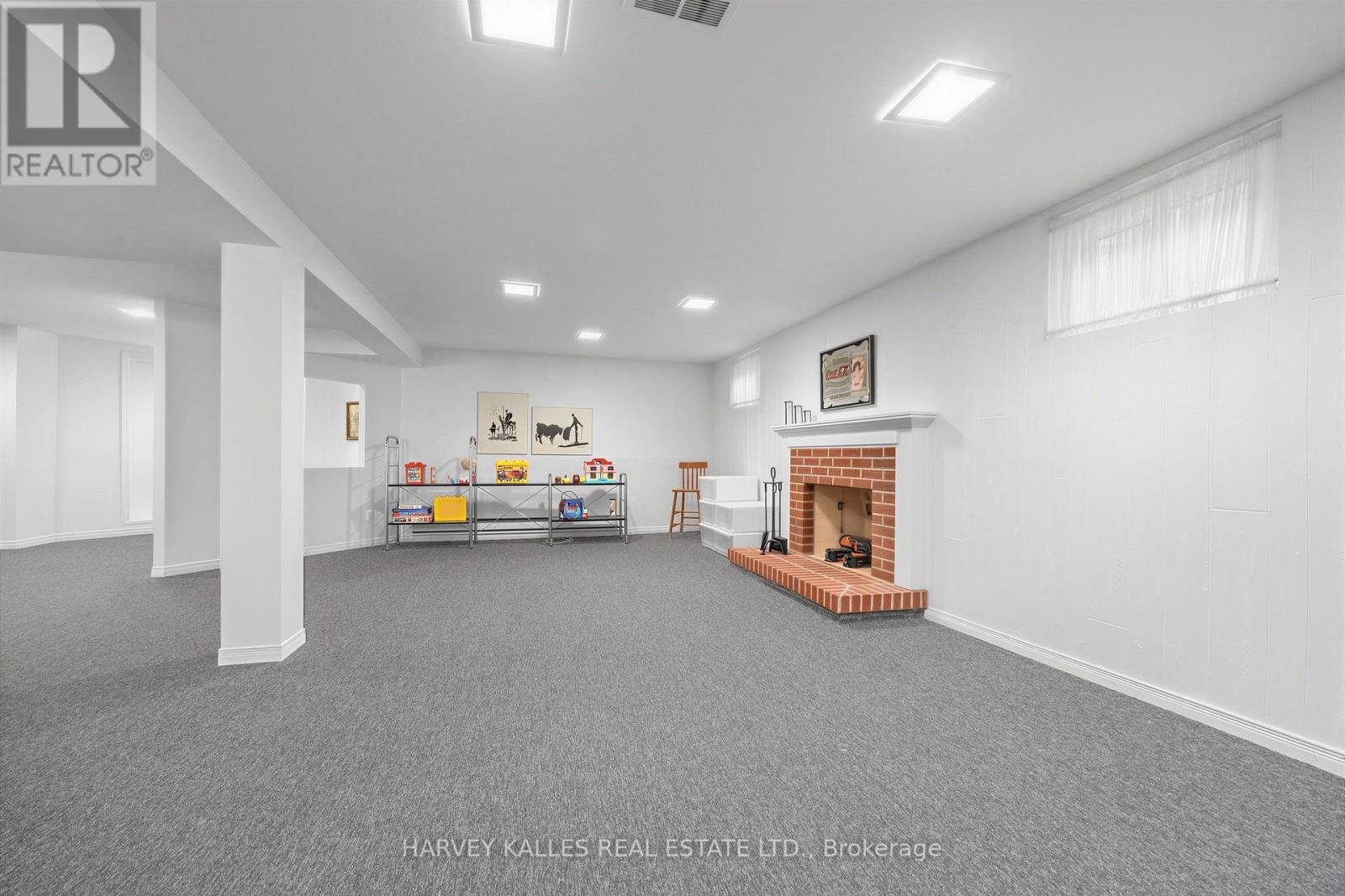 23 Pinnacle Road, Toronto, Ontario  M2L 2V6 - Photo 33 - C13601090