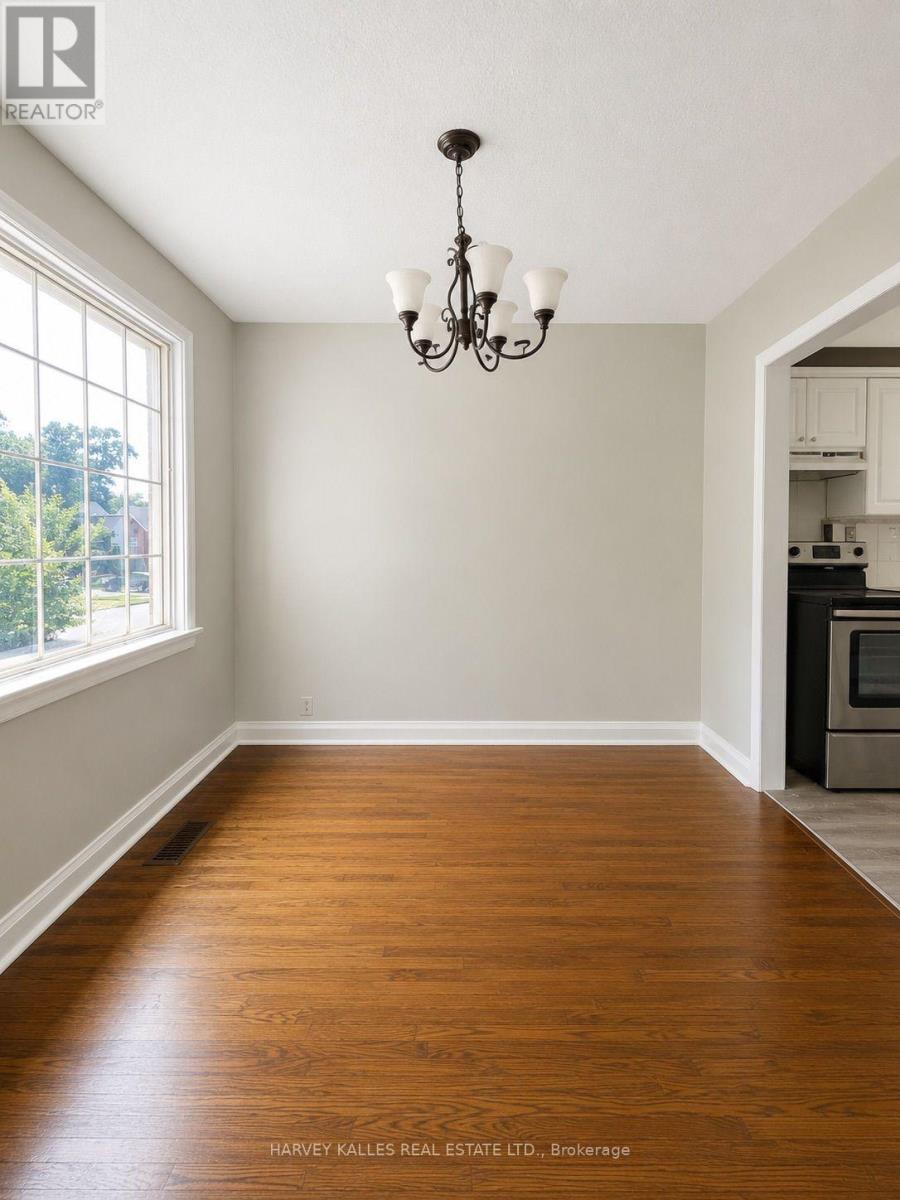 168 Bogert Avenue, Toronto, Ontario  M2N 1K9 - Photo 2 - C13601154