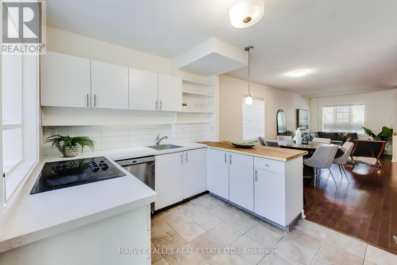 318 Sumach Street, Toronto, Ontario M5A 3K5 - Photo 11 - C13606626
