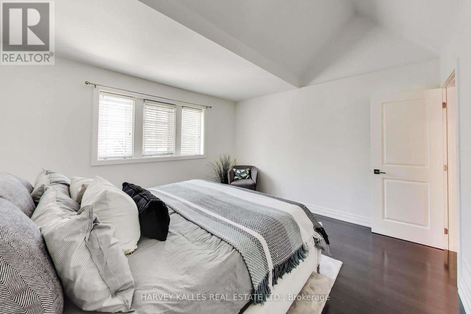 318 Sumach Street, Toronto, Ontario M5A 3K5 - Photo 17 - C13606626