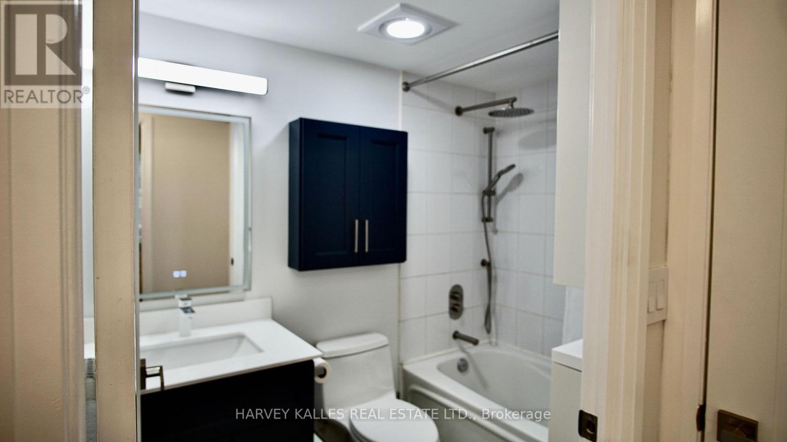 115 - 28 William Carson Crescent, Toronto, Ontario M2P 2H1 - Photo 10 - C13607000