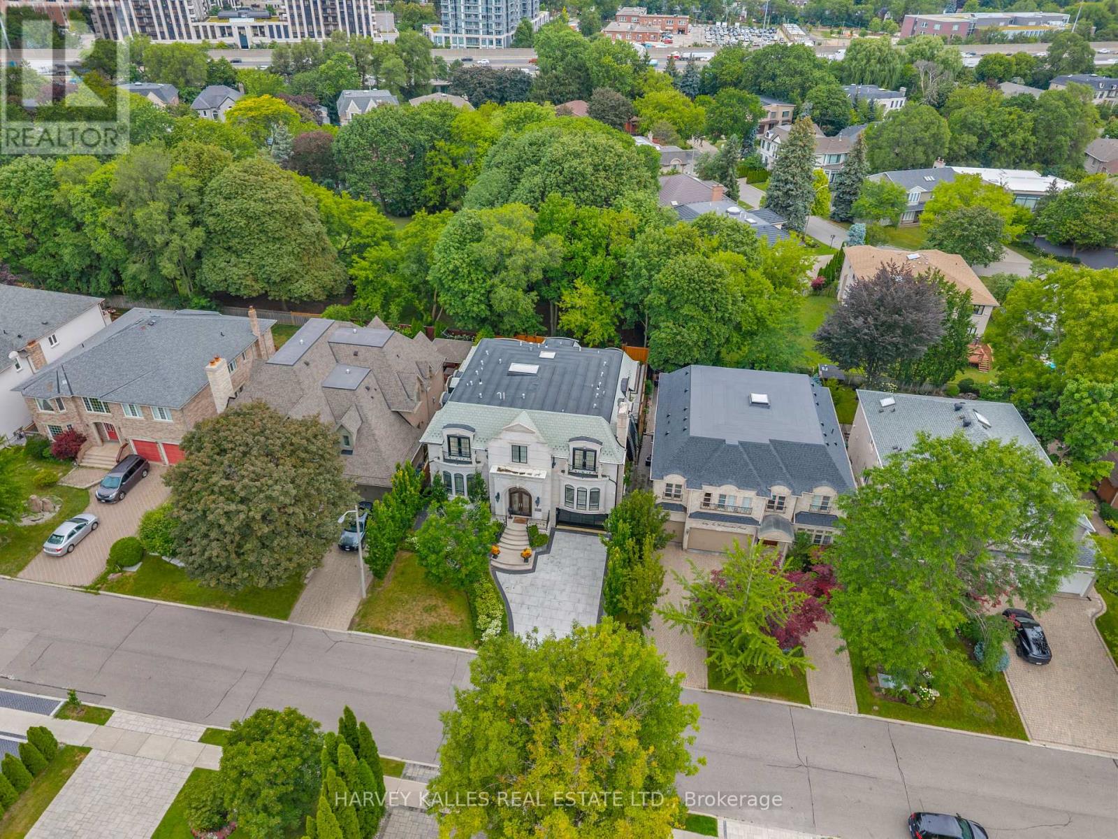 64 Yorkminster Road, Toronto, Ontario  M2P 1M3 - Photo 3 - C13608172