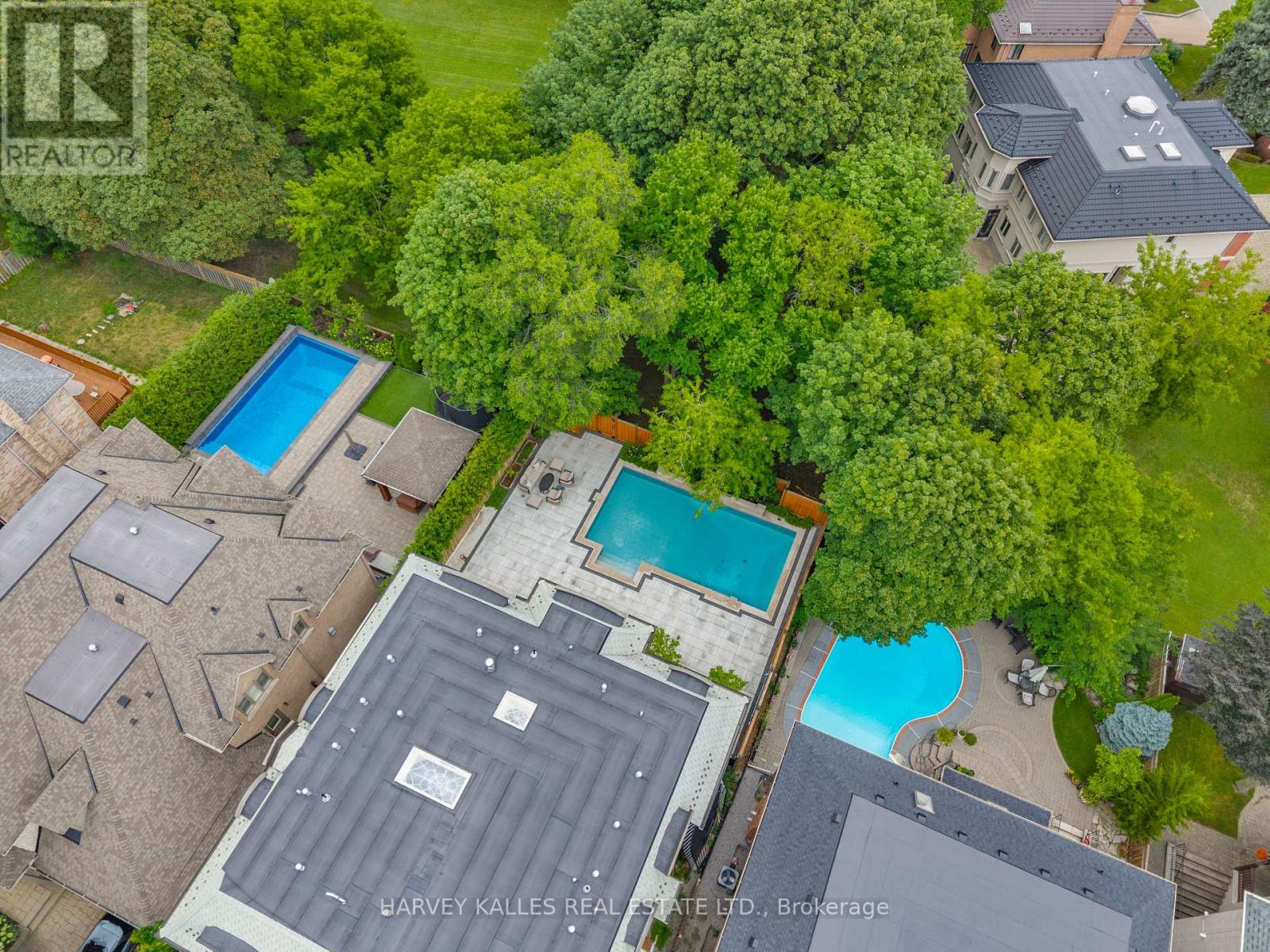 64 Yorkminster Road, Toronto, Ontario  M2P 1M3 - Photo 4 - C13608172
