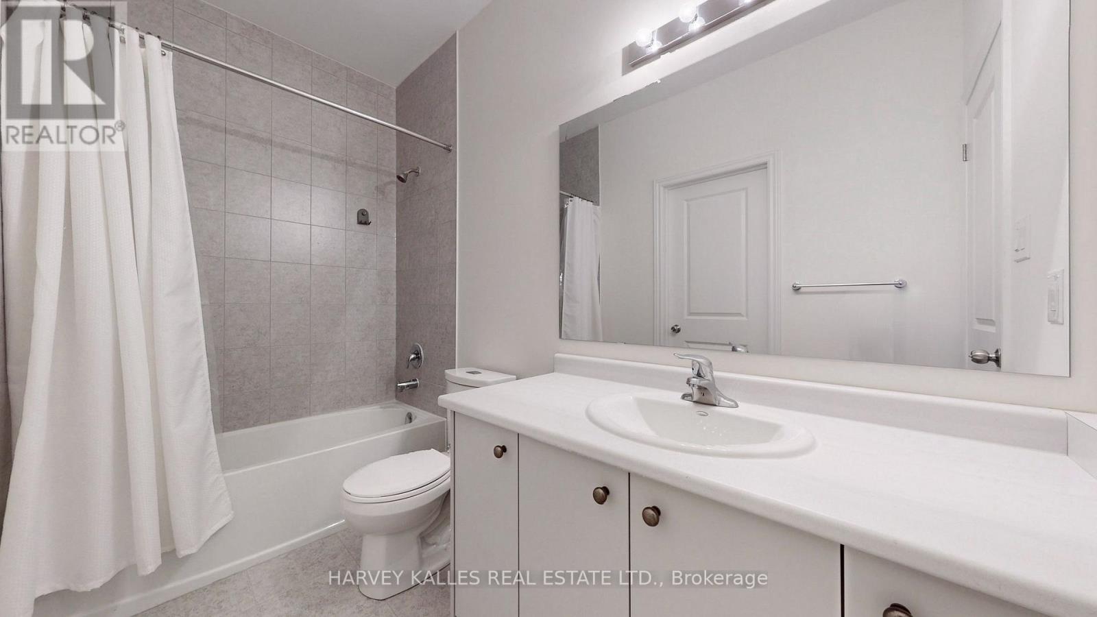 56 Charles White Court, East Gwillimbury, Ontario  L0G 1V0 - Photo 18 - N13611834