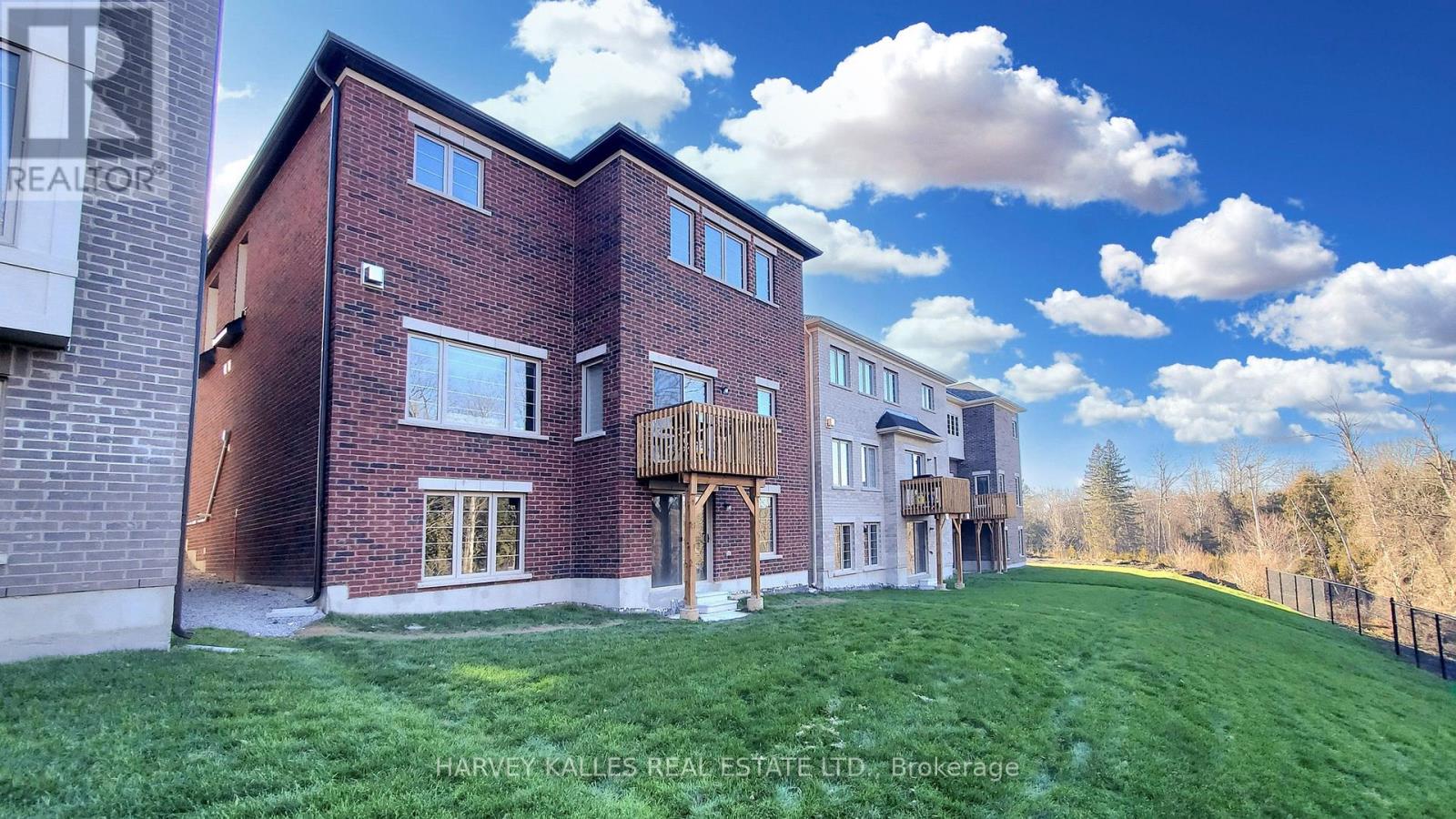 56 Charles White Court, East Gwillimbury, Ontario  L0G 1V0 - Photo 22 - N13611834