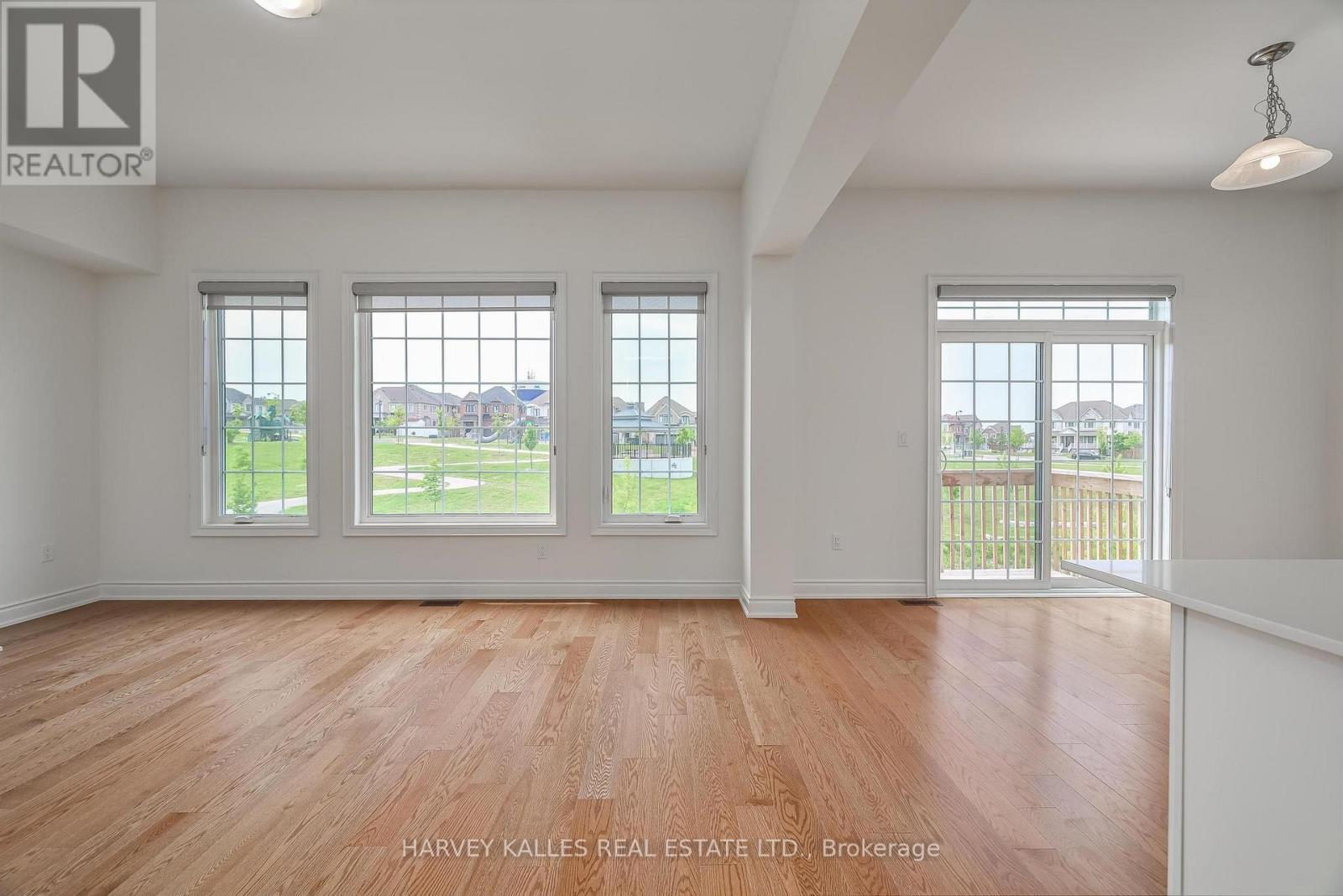 4 Meadow Vista Crescent, East Gwillimbury, Ontario L9N 0T4 - Photo 12 - N13613746