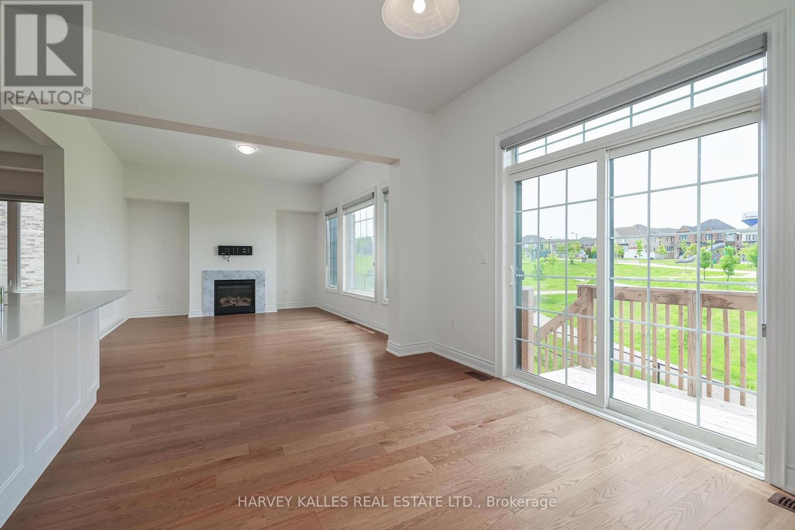 4 Meadow Vista Crescent, East Gwillimbury, Ontario L9N 0T4 - Photo 13 - N13613746