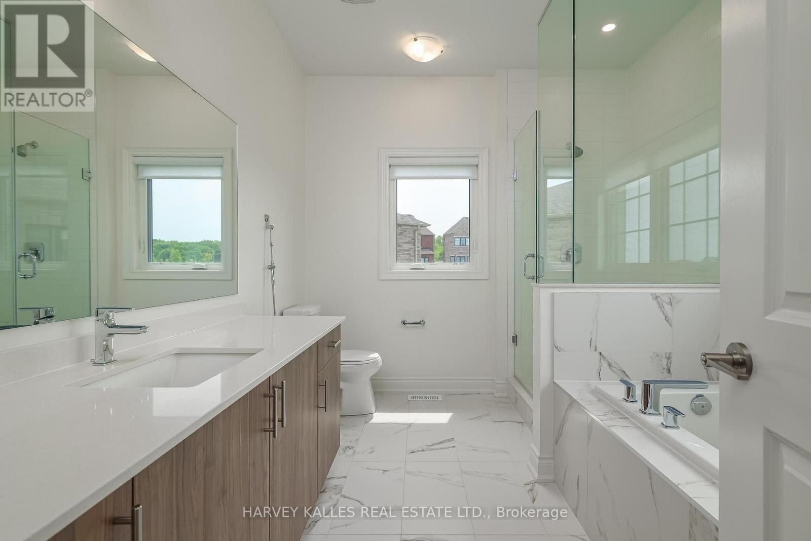 4 Meadow Vista Crescent, East Gwillimbury, Ontario L9N 0T4 - Photo 30 - N13613746