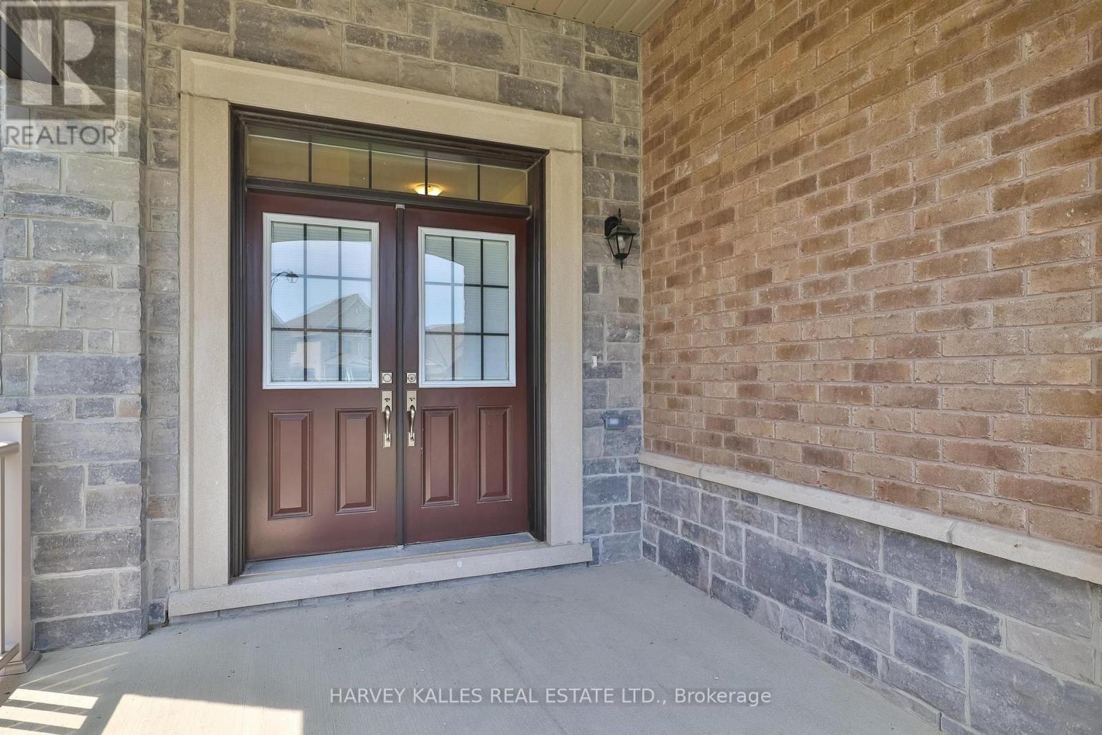 4 Meadow Vista Crescent, East Gwillimbury, Ontario L9N 0T4 - Photo 5 - N13613746