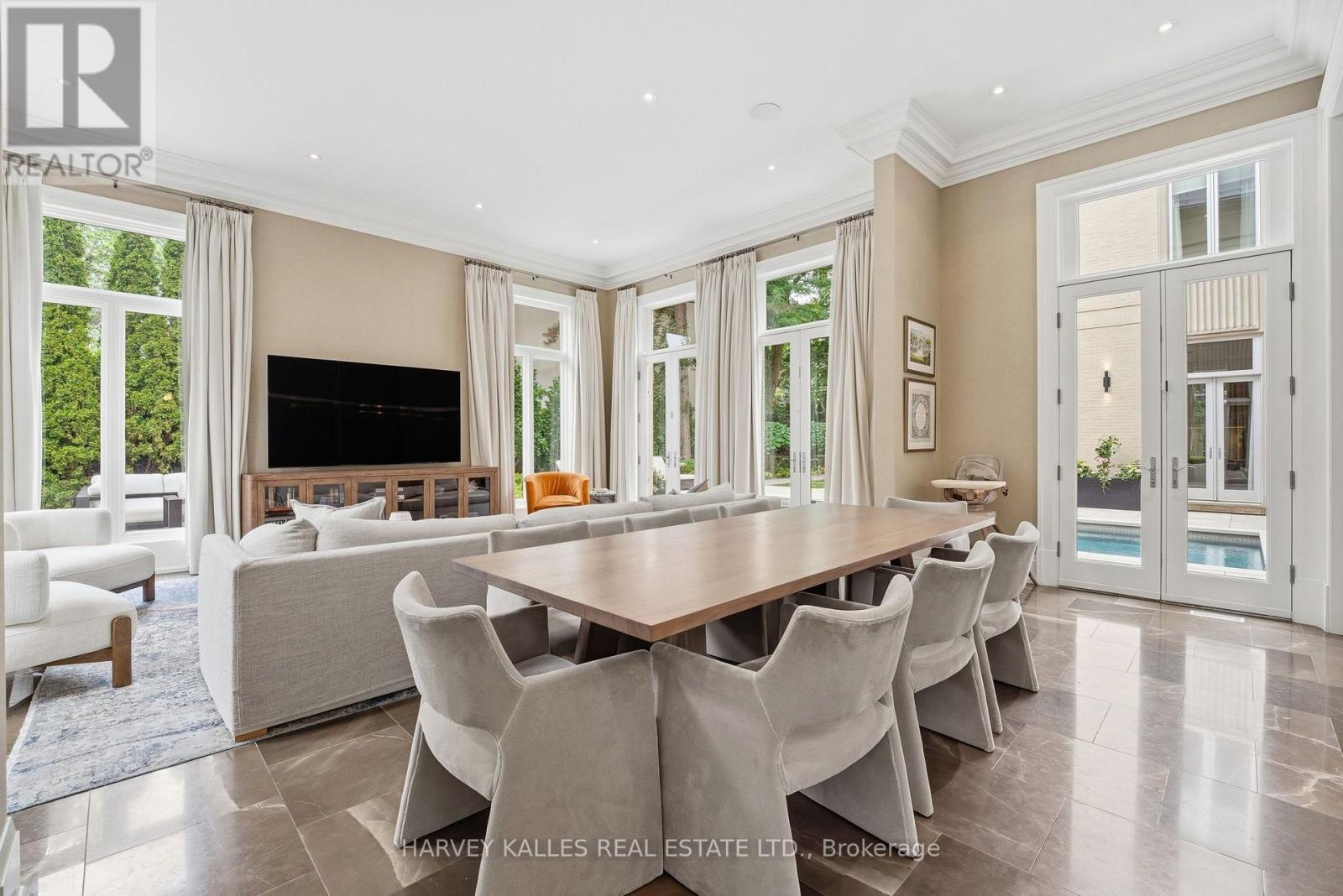 139 Dunvegan Road, Toronto, Ontario M5P 2N8 - Photo 14 - C13619112