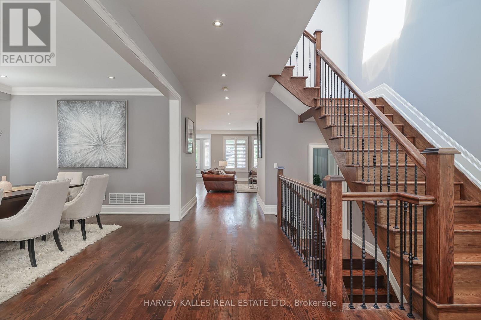 44 Churchill Avenue, Toronto, Ontario  M2N 1Y7 - Photo 4 - C13632556