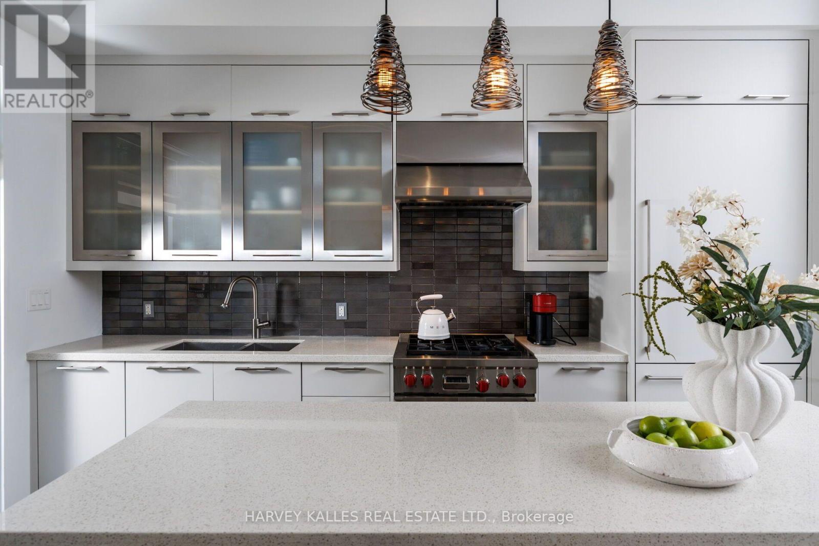 128 Montgomery Avenue, Toronto, Ontario M4R 1E2 - Photo 14 - C13633628