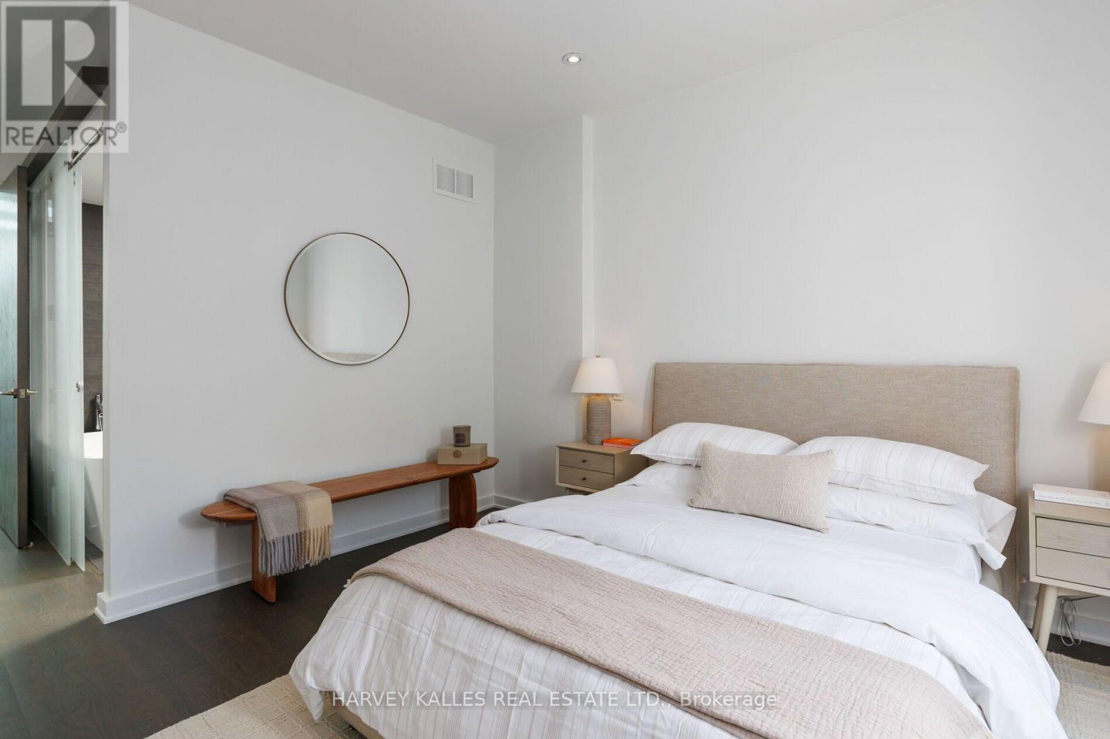 128 Montgomery Avenue, Toronto, Ontario M4R 1E2 - Photo 24 - C13633628