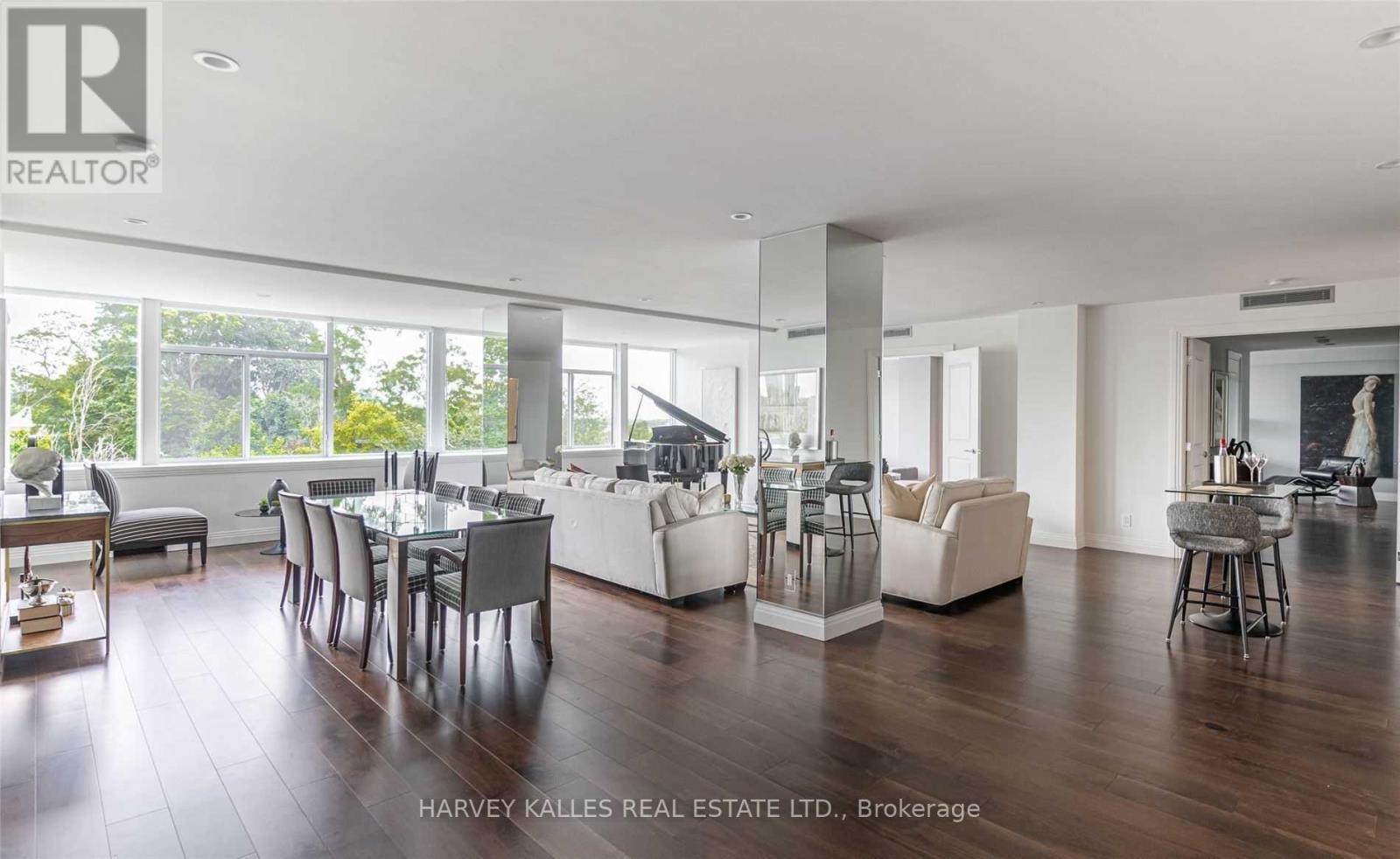 320 - 1 Benvenuto Place, Toronto, Ontario M4V 2L1 - Photo 4 - C13636164