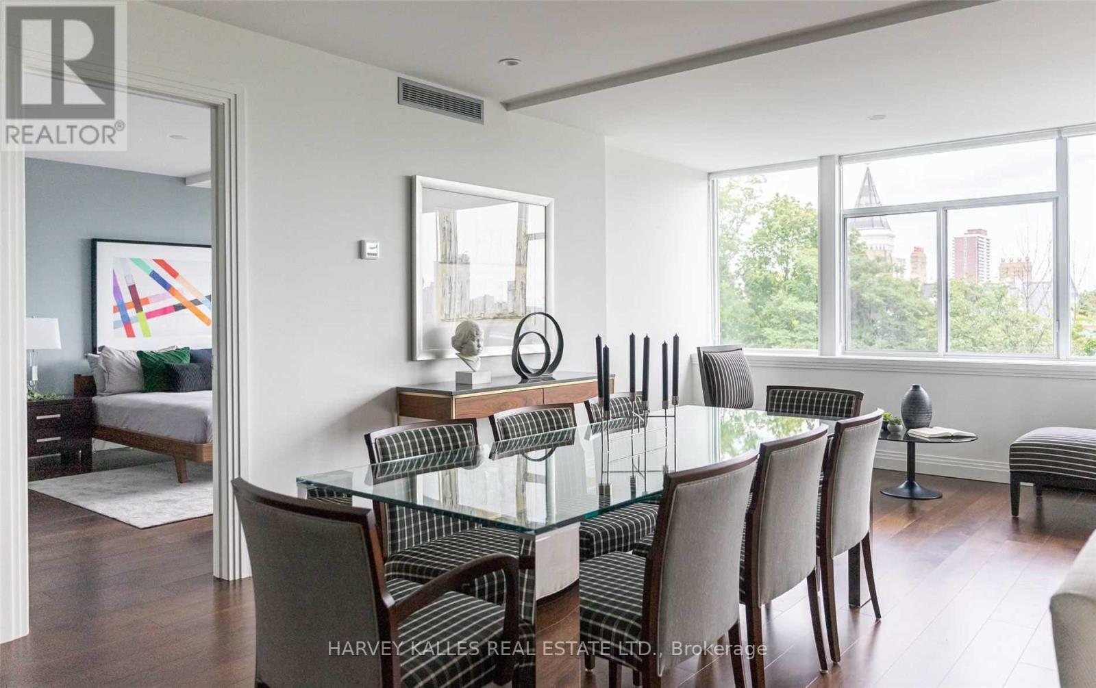 320 - 1 Benvenuto Place, Toronto, Ontario M4V 2L1 - Photo 7 - C13636164