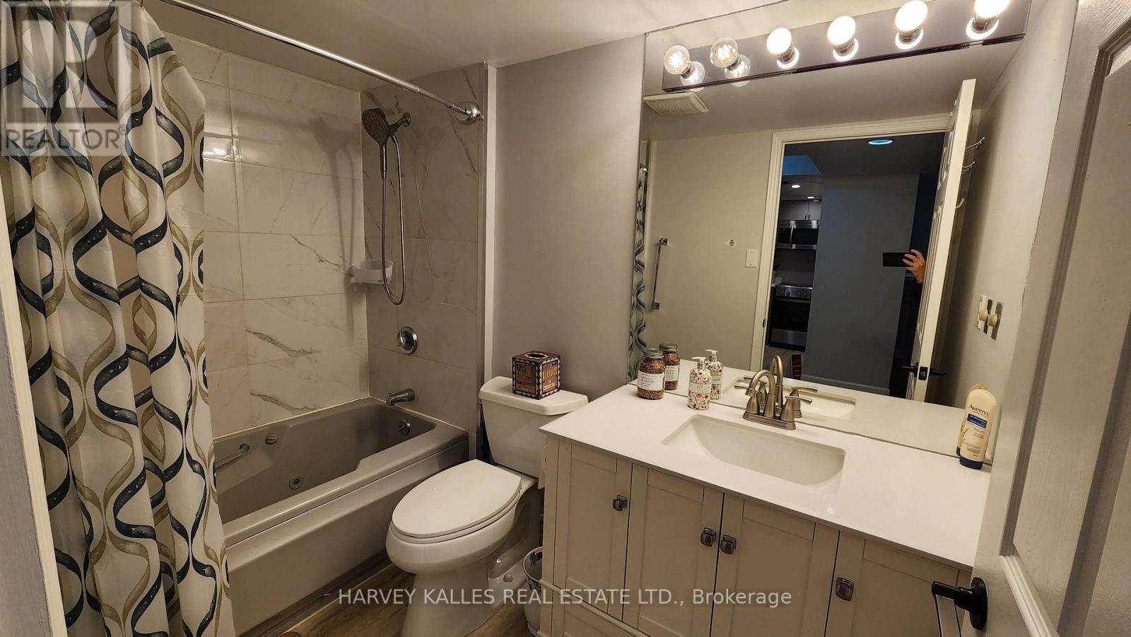 211 - 7 Broadway Avenue, Toronto, Ontario M4P 3C5 - Photo 17 - C13636892