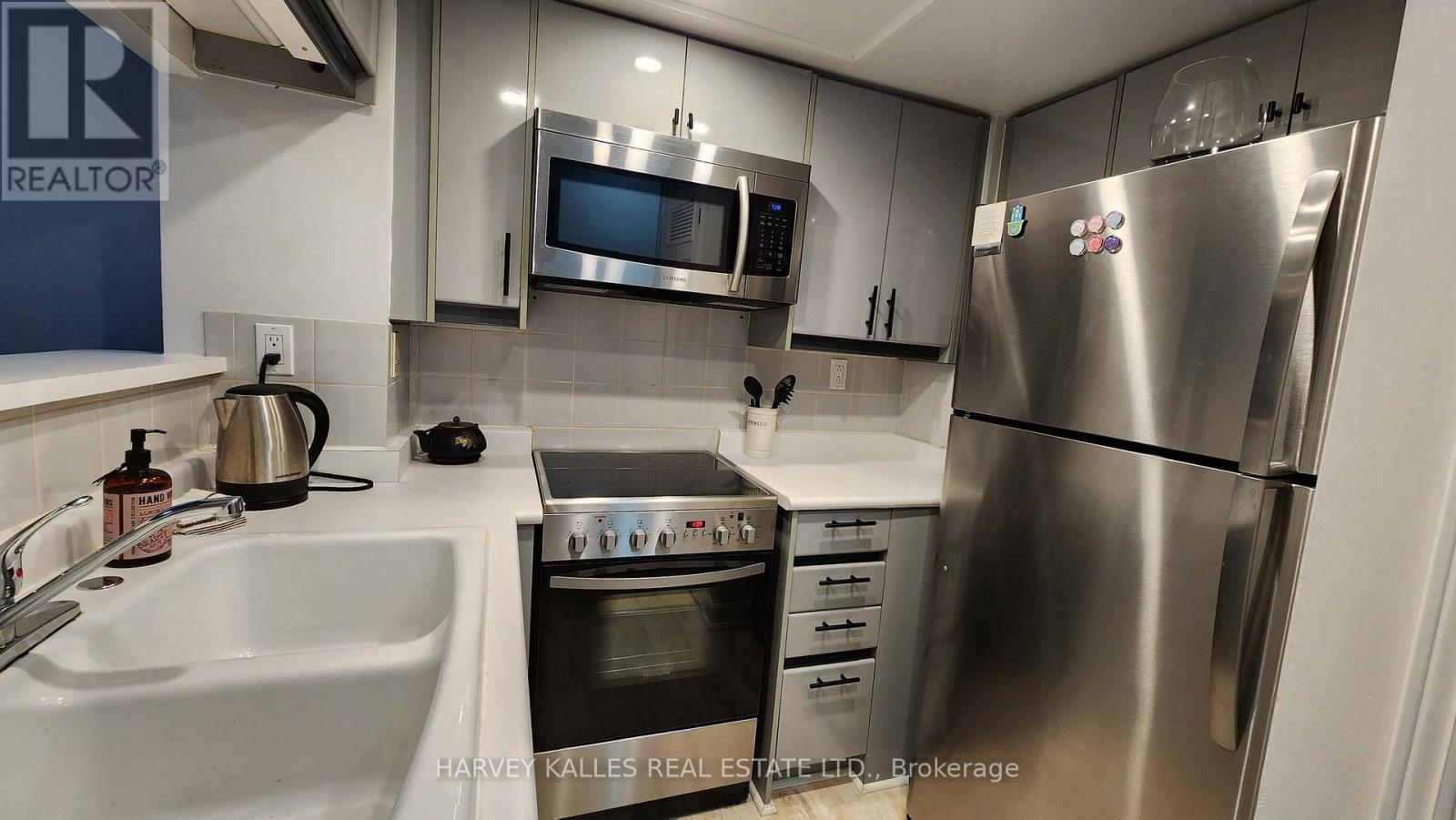 211 - 7 Broadway Avenue, Toronto, Ontario M4P 3C5 - Photo 9 - C13636892