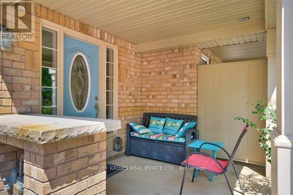 745 Challinor Terrace, Milton, Ontario L9T 7V5 - Photo 4 - W13644882