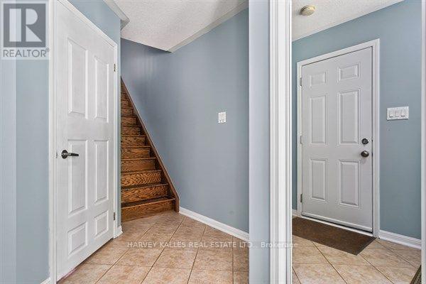 745 Challinor Terrace, Milton, Ontario L9T 7V5 - Photo 6 - W13644882