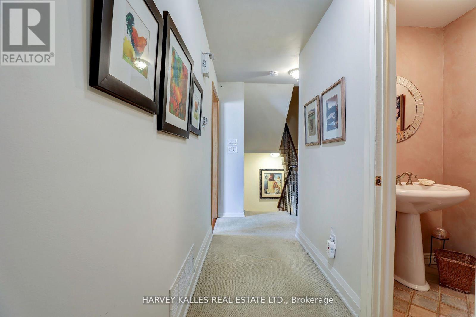 Th16 - 18 La Rose Avenue, Toronto, Ontario M9P 1A5 - Photo 16 - W13653024