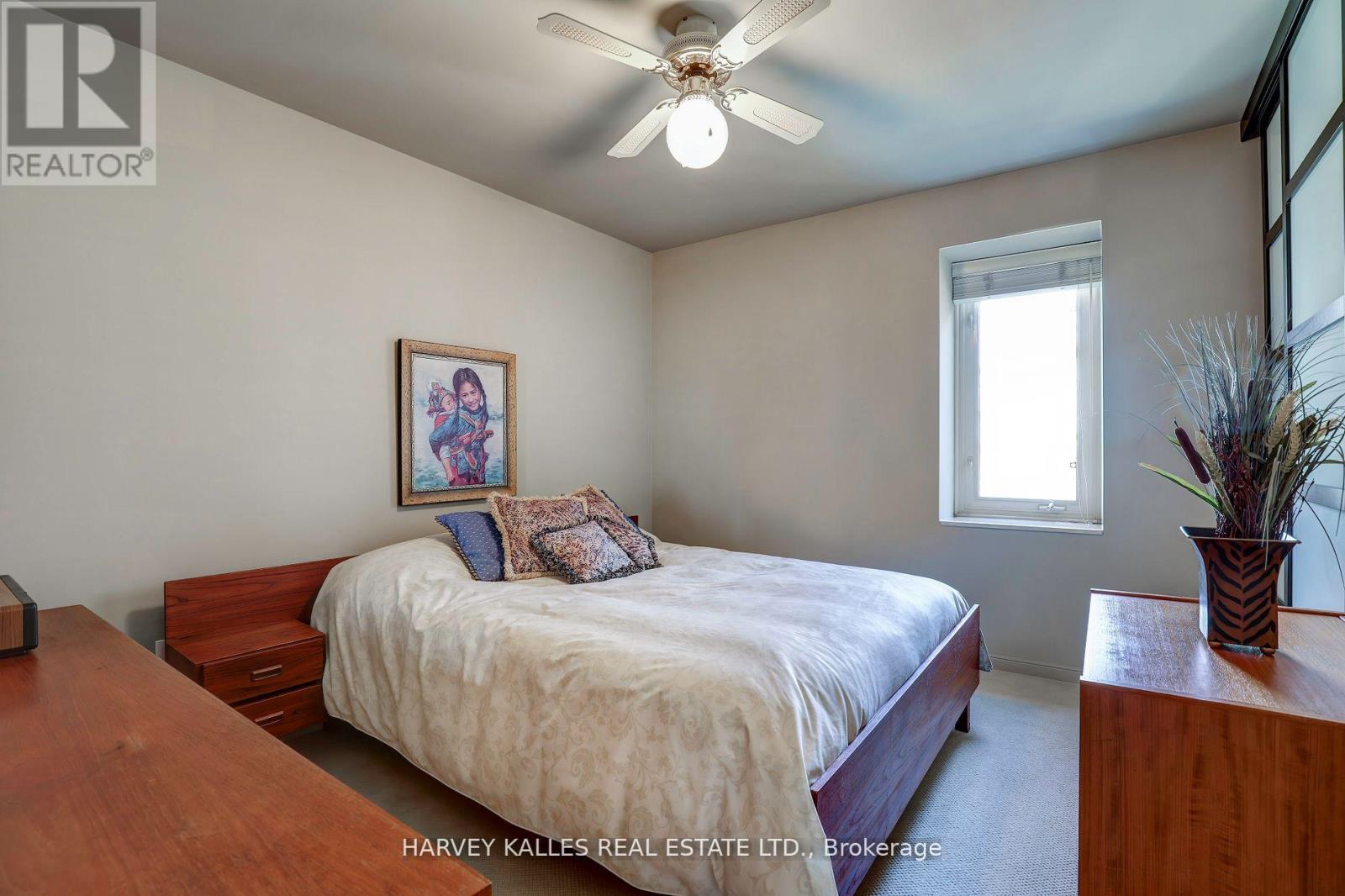 Th16 - 18 La Rose Avenue, Toronto, Ontario M9P 1A5 - Photo 21 - W13653024