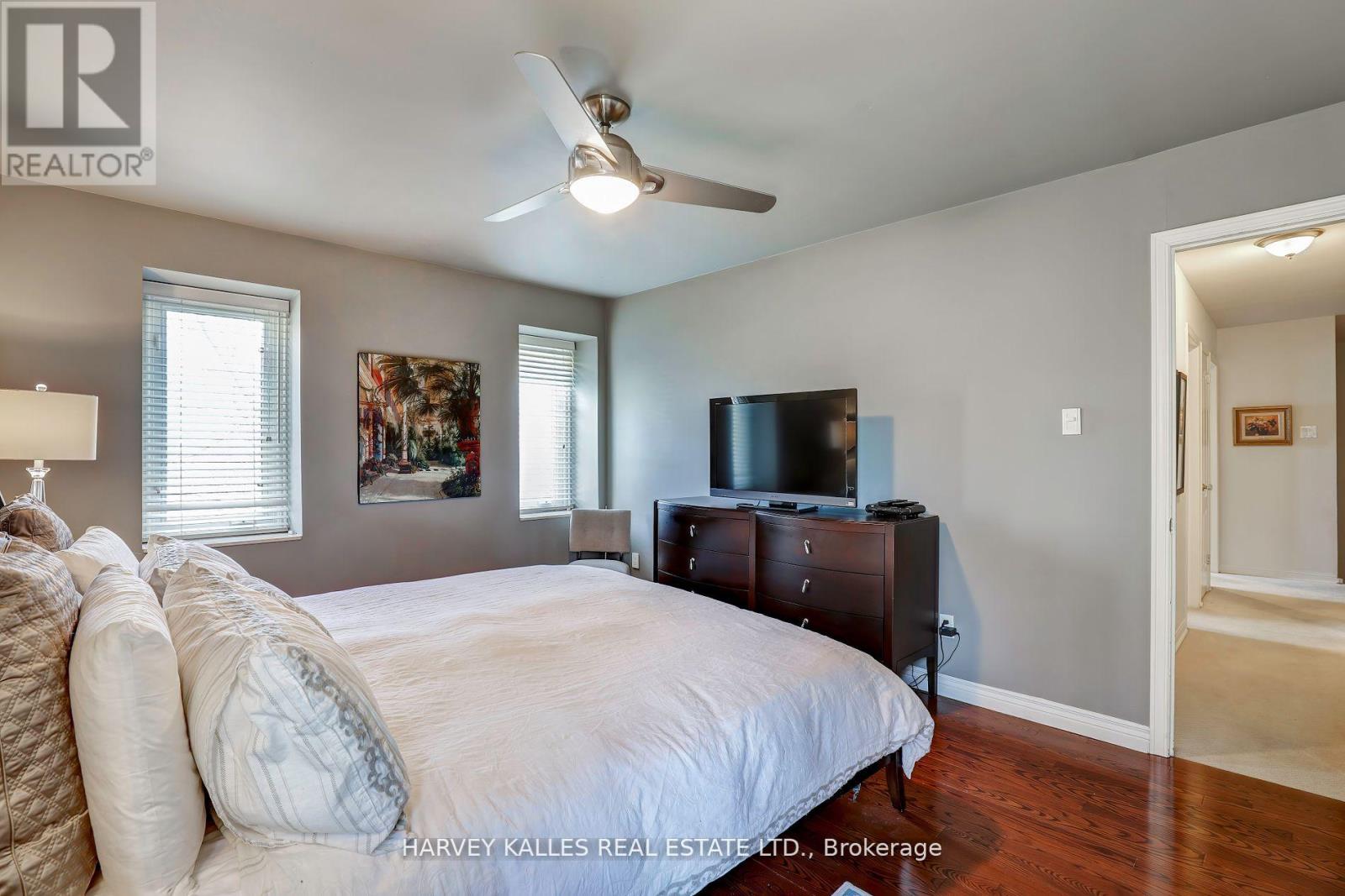 Th16 - 18 La Rose Avenue, Toronto, Ontario M9P 1A5 - Photo 25 - W13653024