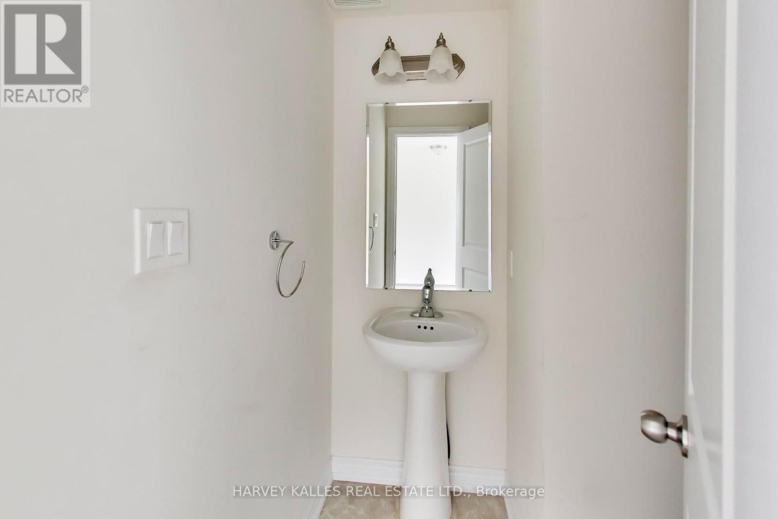 38 - 1 Leggott Avenue, Barrie, Ontario  L4M 0K7 - Photo 19 - S13662848