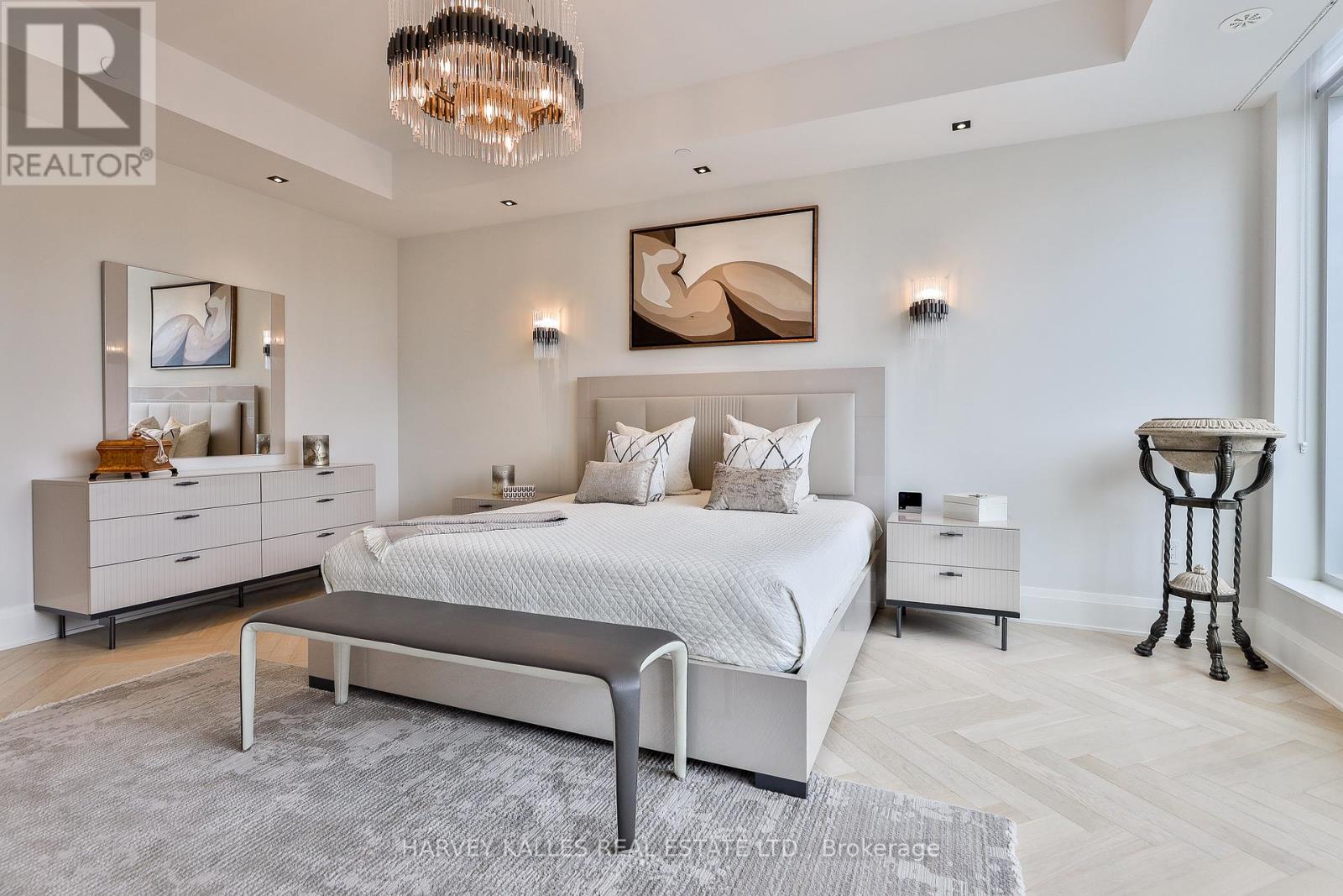 49 Foxbar Road, Toronto, Ontario  M4V 2G5 - Photo 19 - C13666114