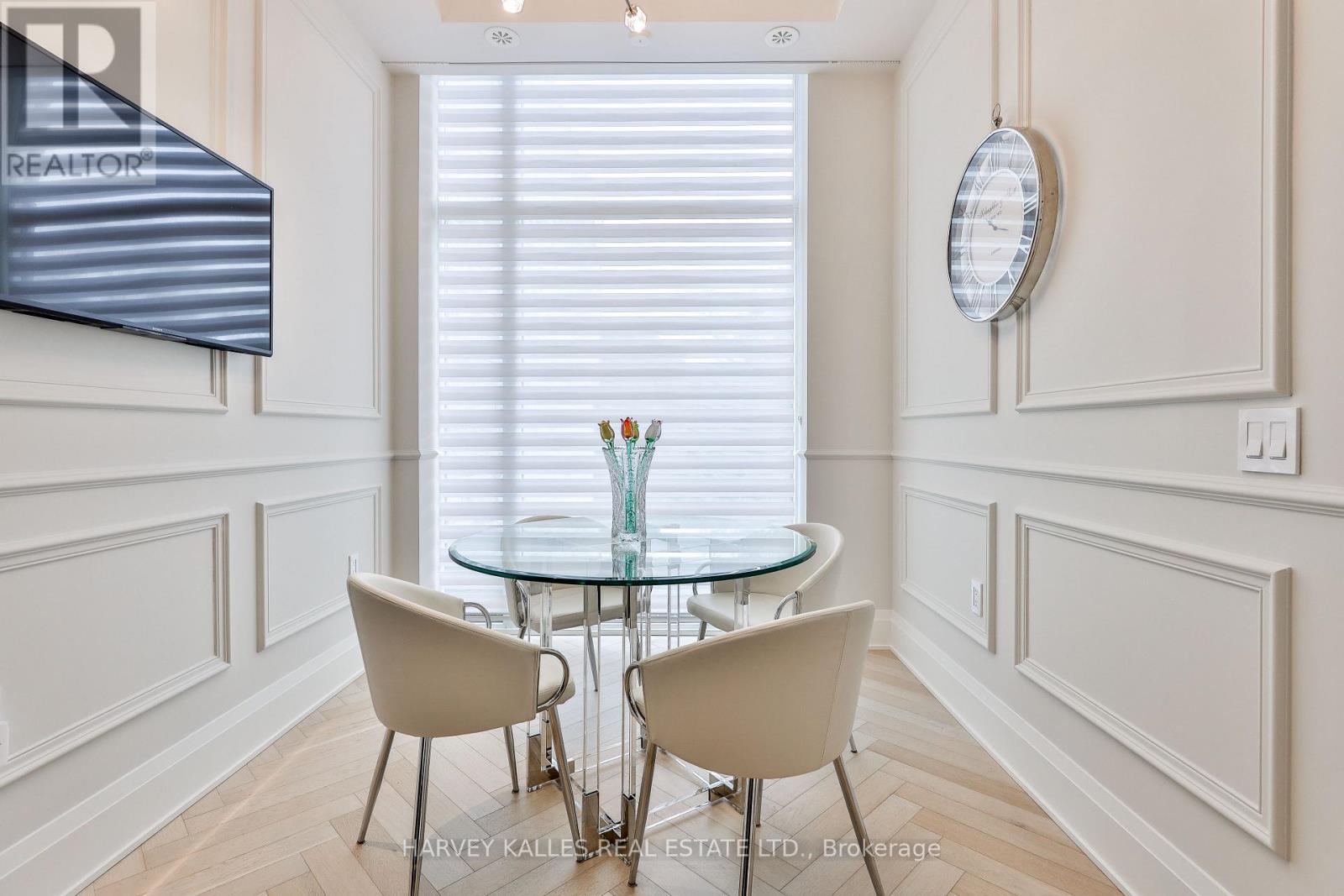 49 Foxbar Road, Toronto, Ontario  M4V 2G5 - Photo 5 - C13666114