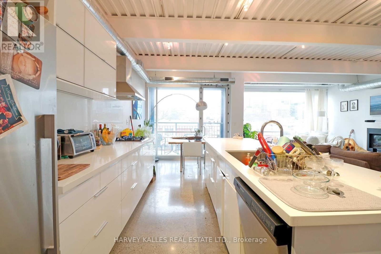 Ph3a - 214 Bathurst Street, Toronto, Ontario  M5T 2R9 - Photo 10 - C13668150