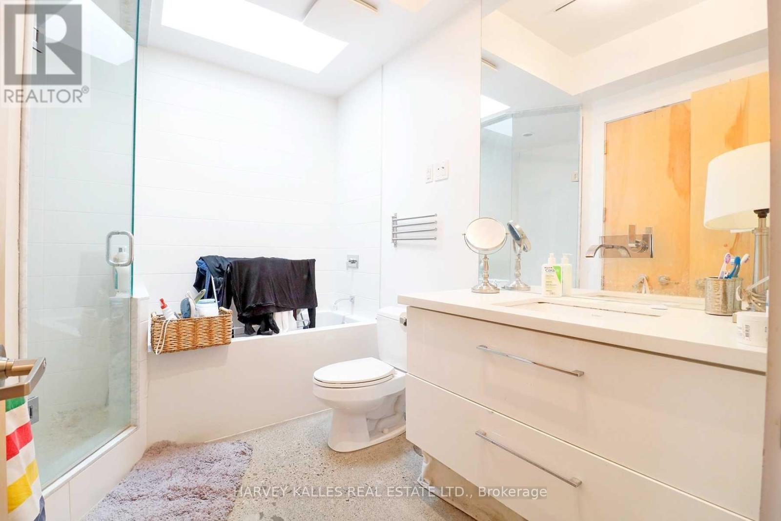 Ph3a - 214 Bathurst Street, Toronto, Ontario  M5T 2R9 - Photo 18 - C13668150