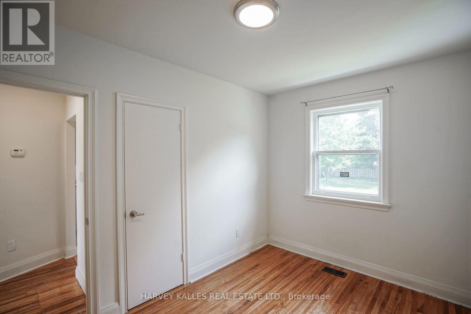 47 Stayner Avenue, Toronto, Ontario  M6B 1N5 - Photo 16 - W13668364