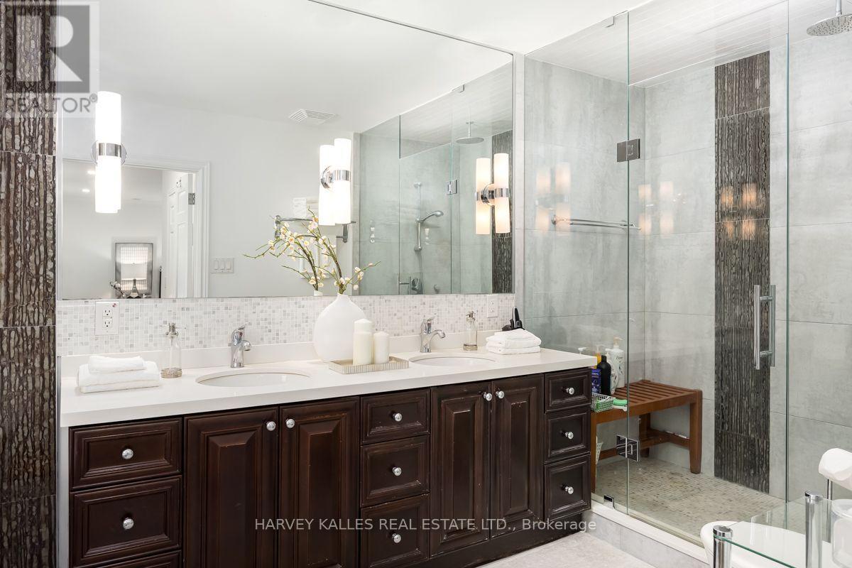 92 Prue Avenue, Toronto, Ontario  M6B 1R5 - Photo 28 - C13676822