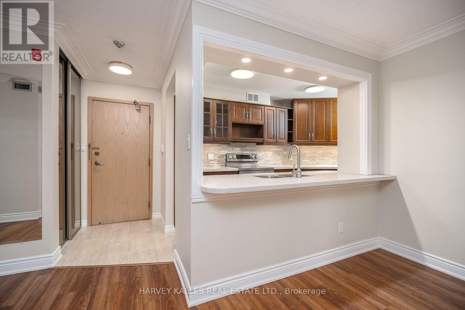 521 - 20 Southport Street, Toronto, Ontario M6S 4Y8 - Photo 10 - W13688144